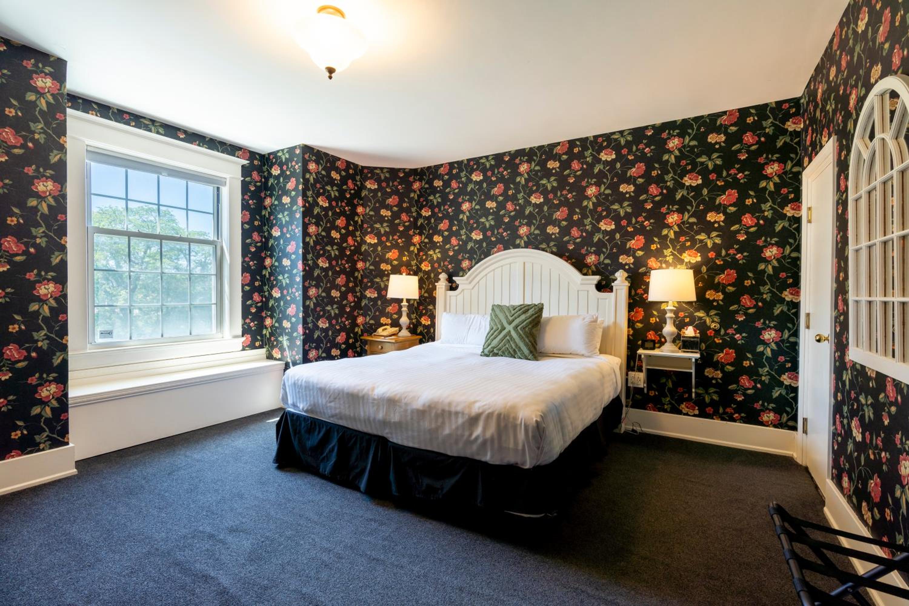 Standard  Room - Photo 10