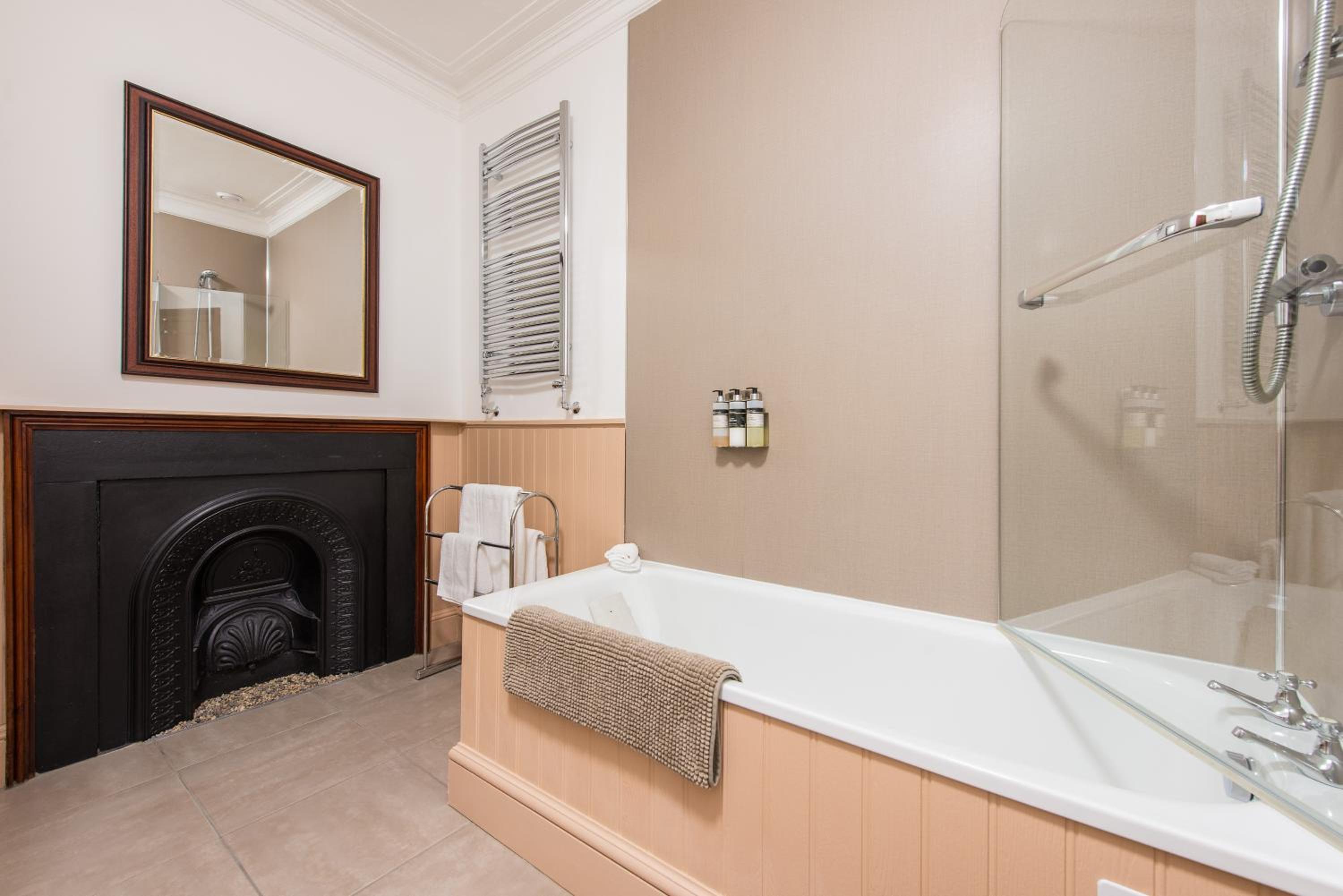 Superior Twin Room - Photo 5