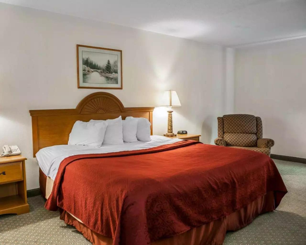 King Room - Disability Access/Non-Smoking - Photo 5