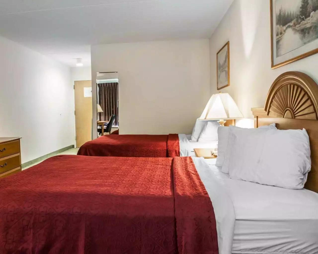 Double Room with Two Double Beds - Non-Smoking - Photo 5