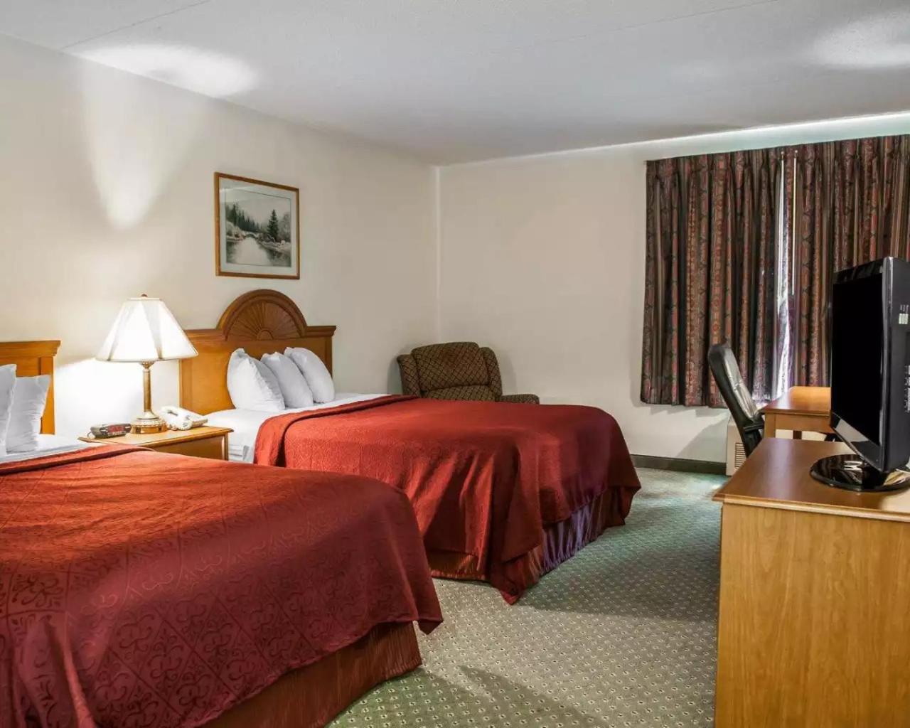 Double Room with Two Double Beds - Non-Smoking - Photo 6