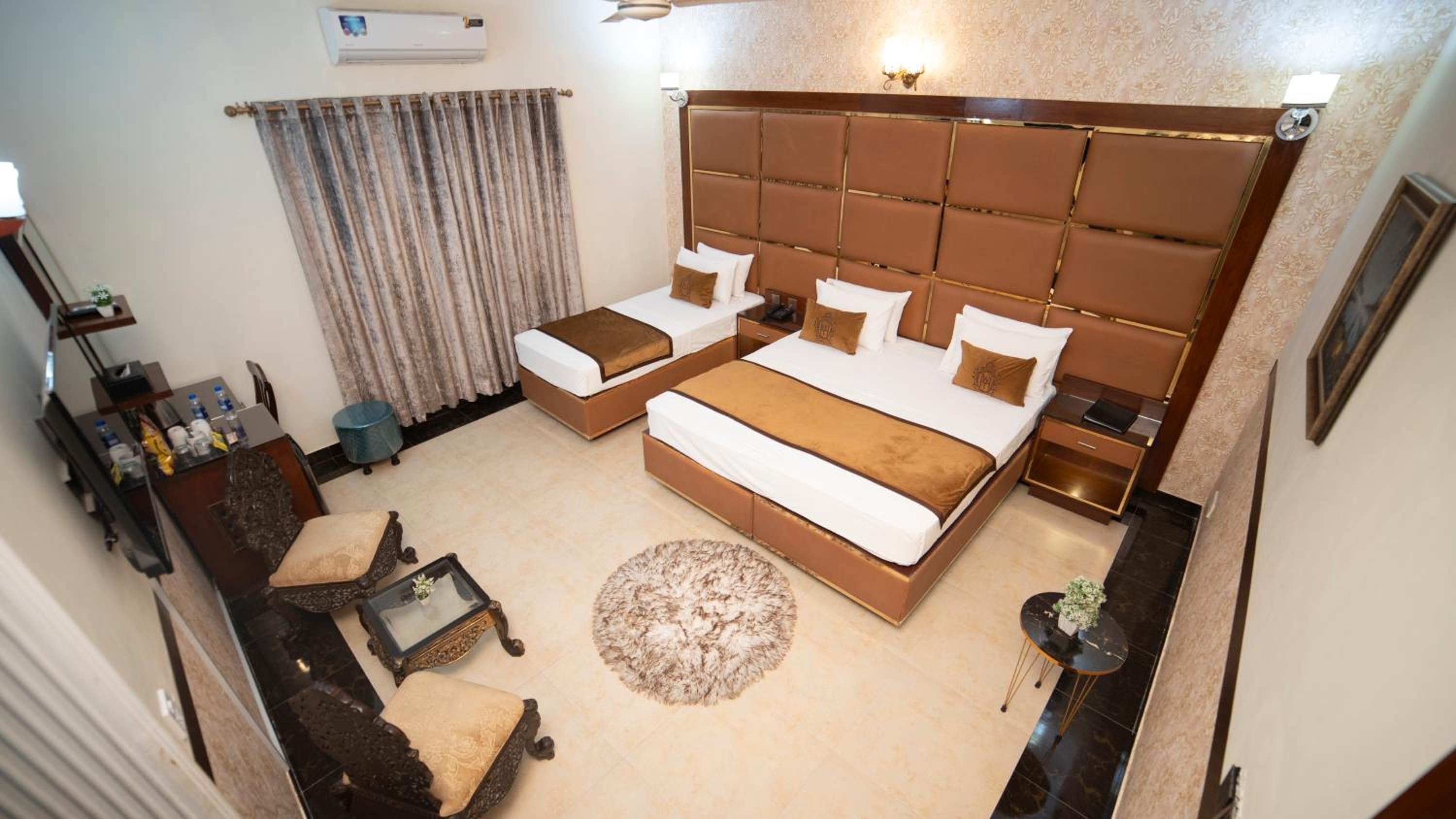 Basic Triple Room