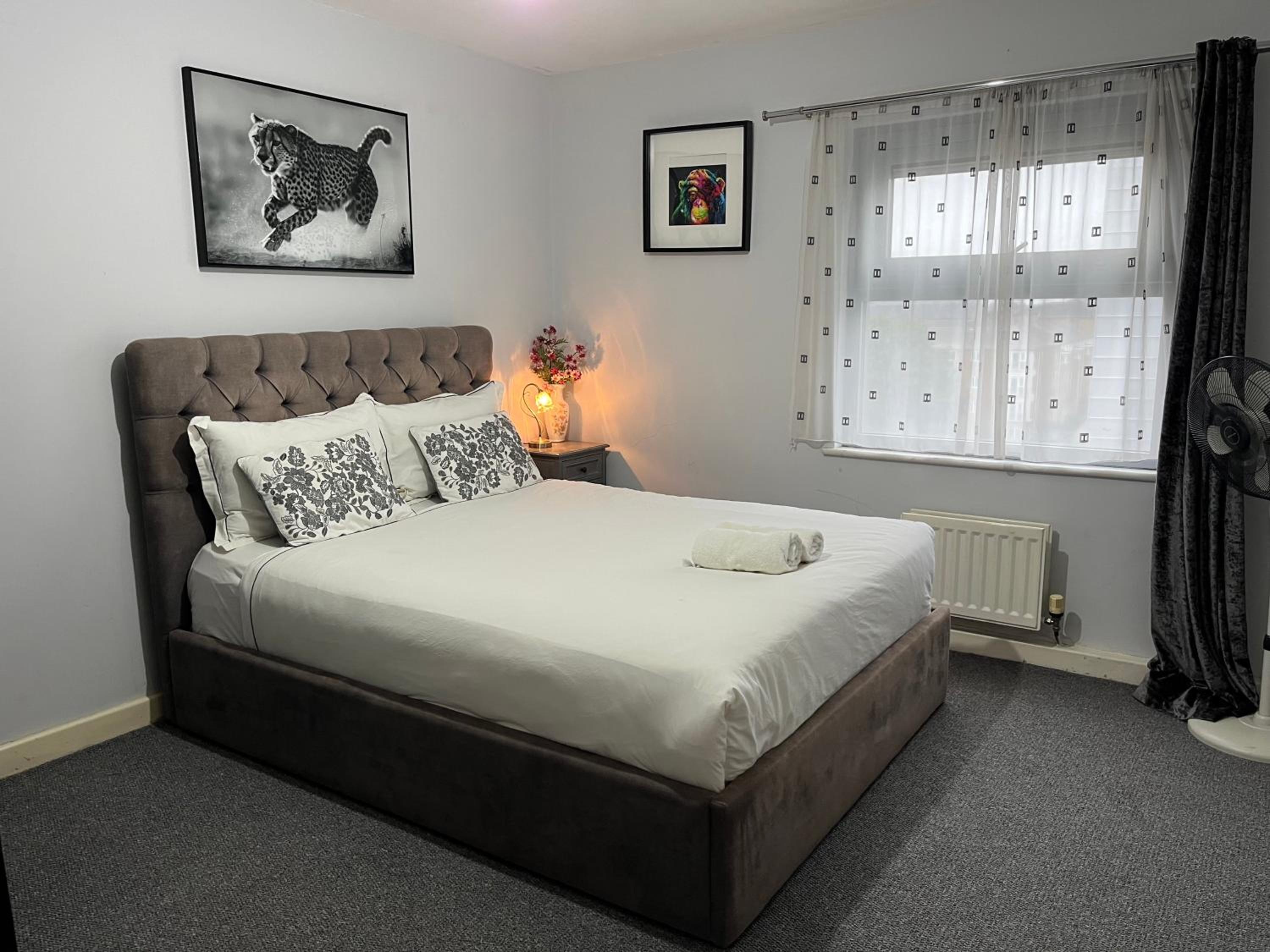Two-Bedroom Apartment thumbnail 6