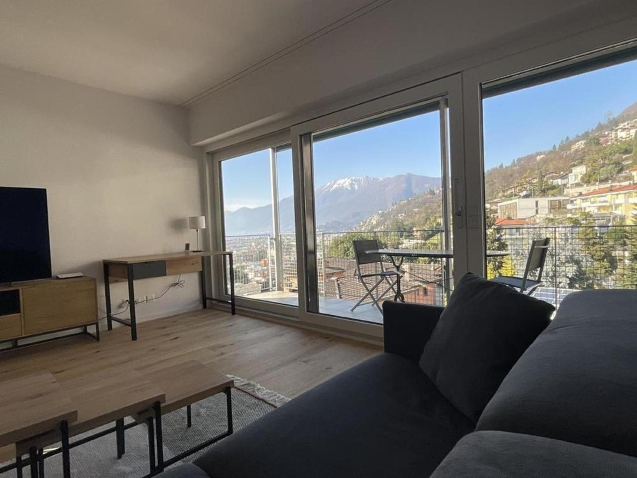 Apartment photo 1