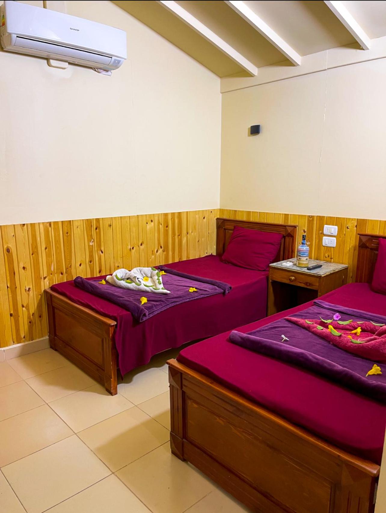 Economy Double Room - Photo 8