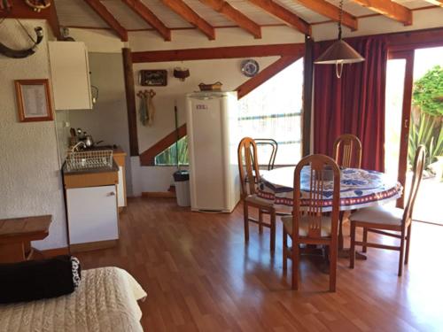 Bungalow photo 1