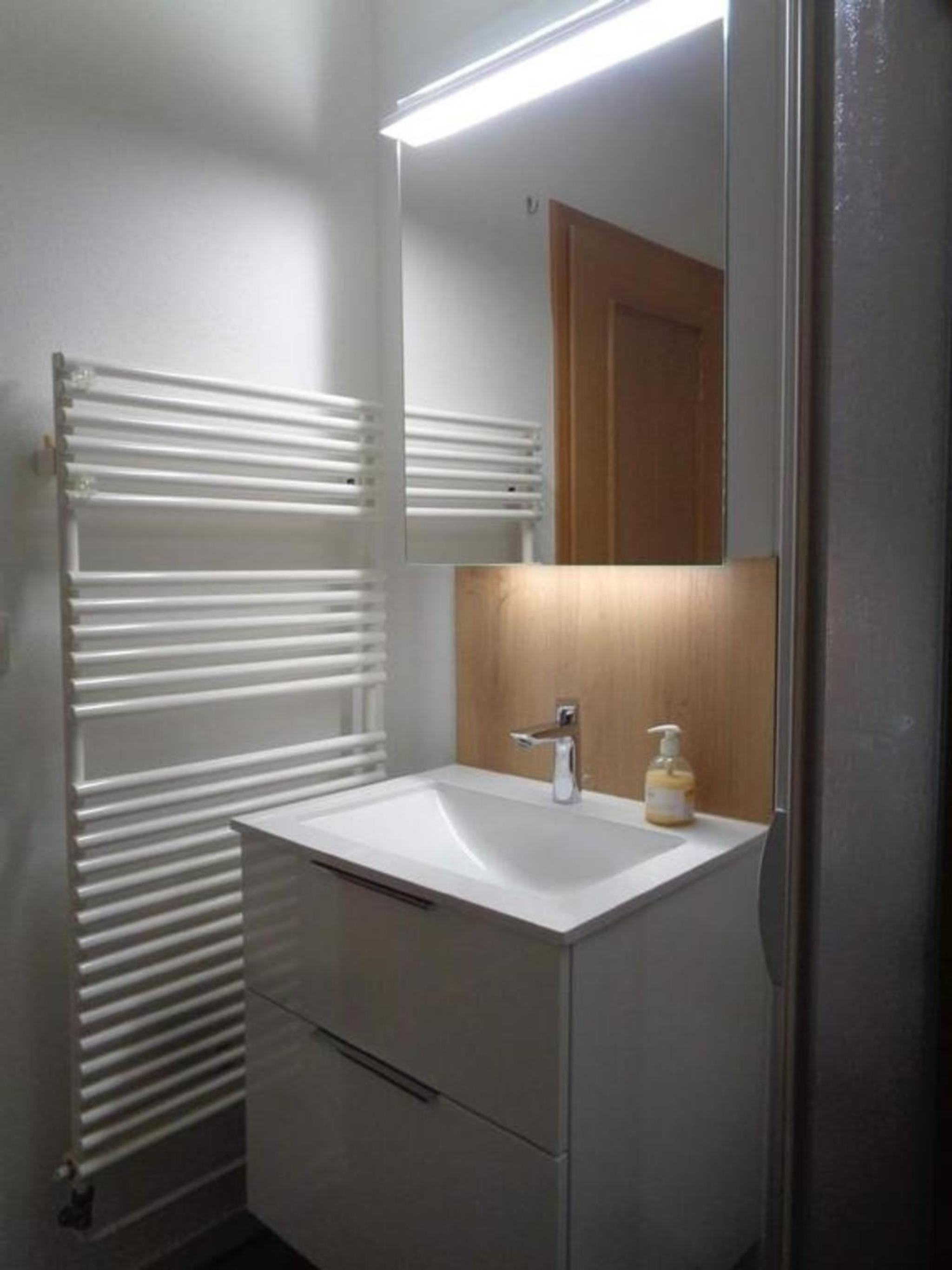 Apartment photo 2
