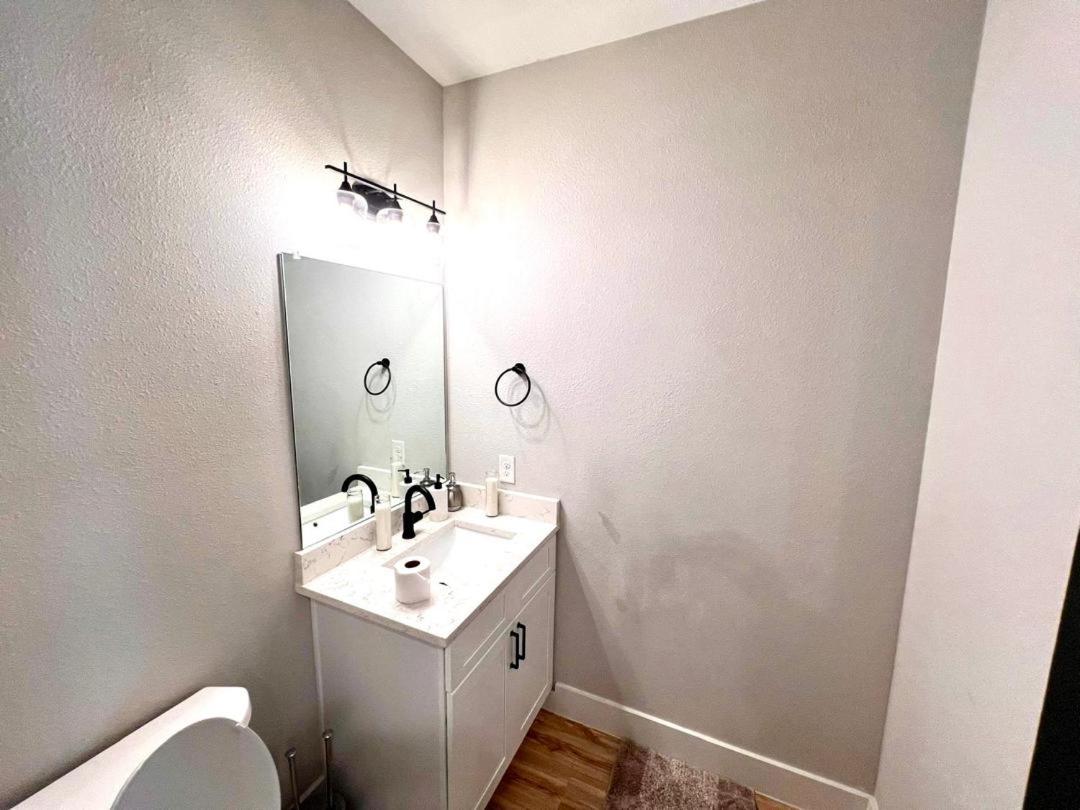 Three-Bedroom House - Photo 47