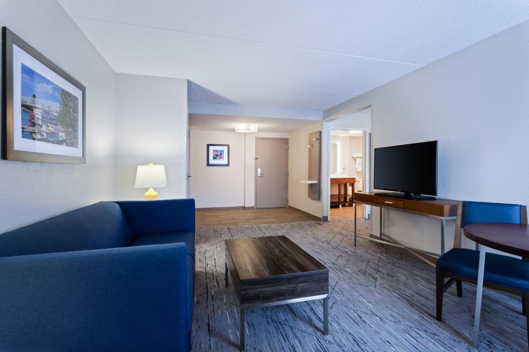King Suite with Additional Living Area - Photo 9