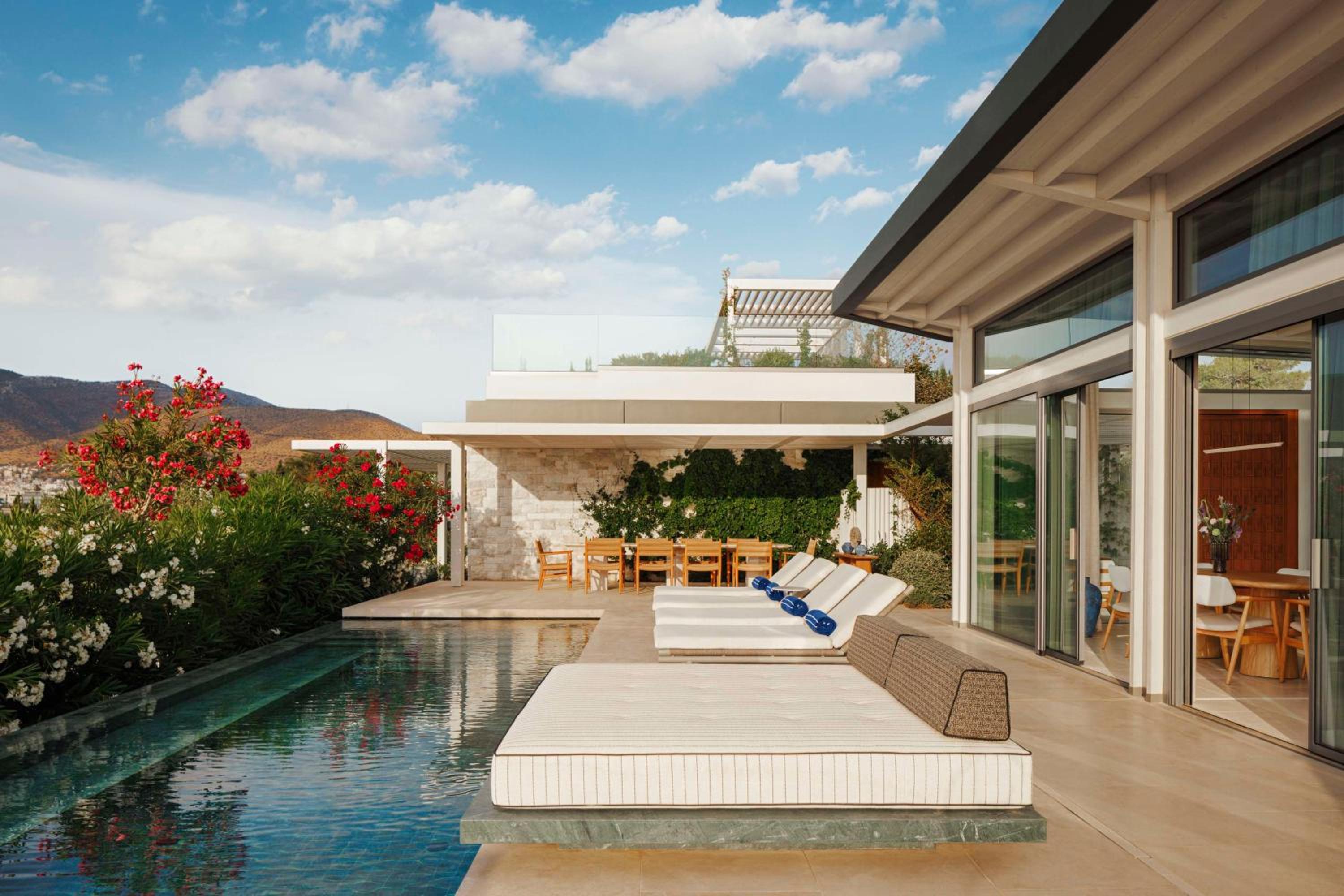 Villa Ilios with private pool thumbnail 6
