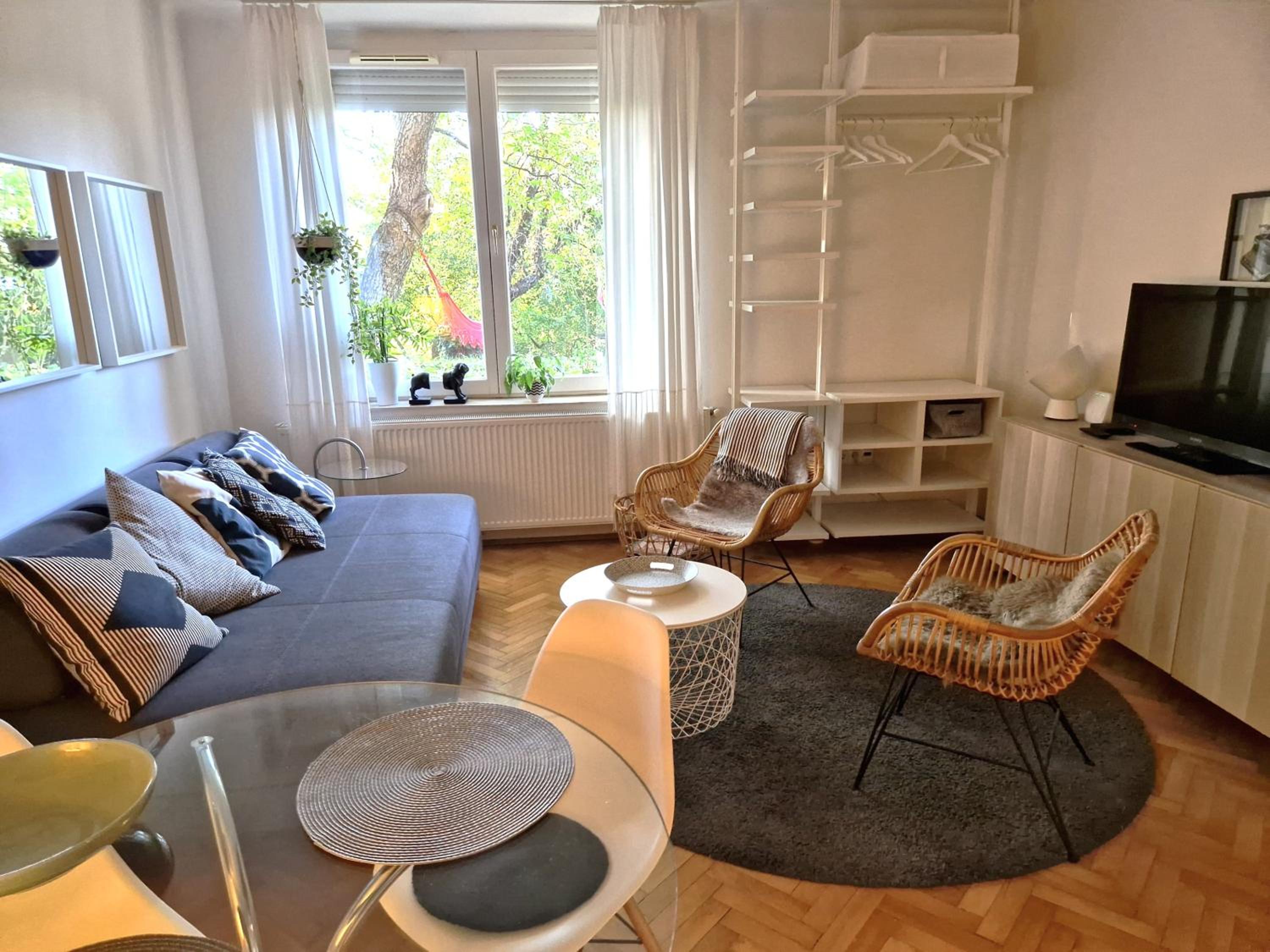 Apartment - Photo 24