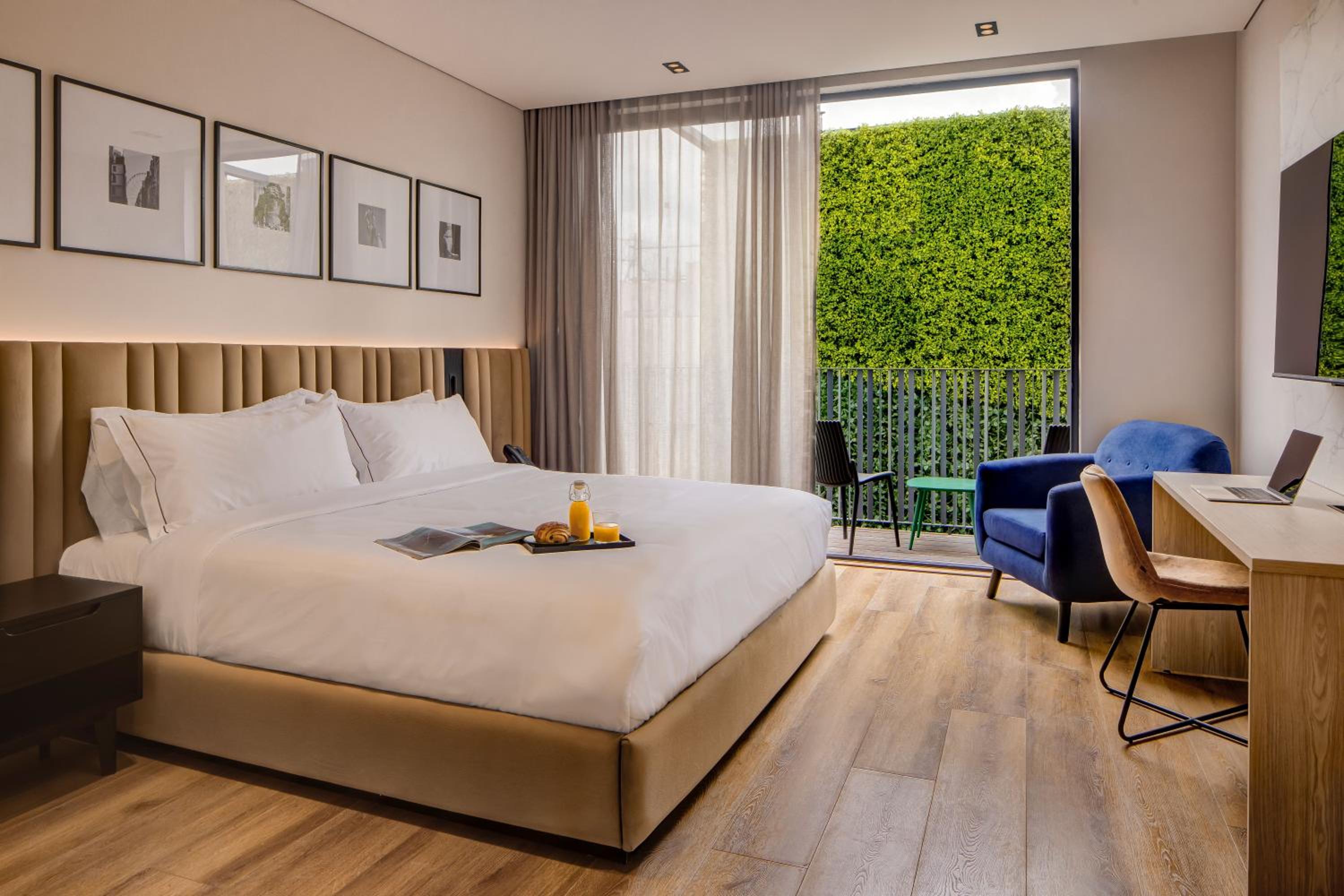 King Room with Balcony