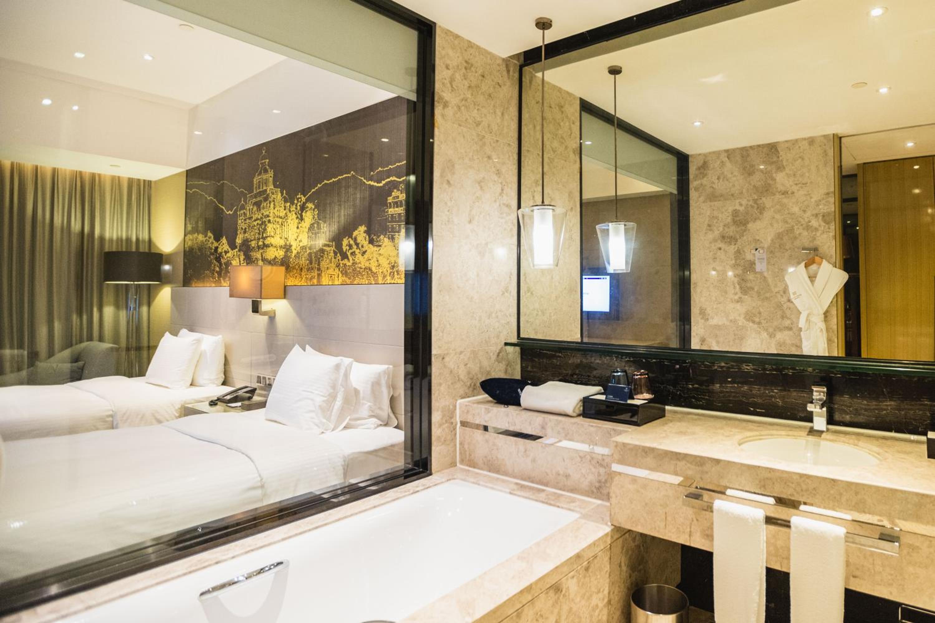 Grand Deluxe Twin Room photo 3