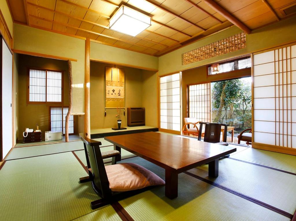 Japanese-Style Room with Open-Air Bath - Kouki