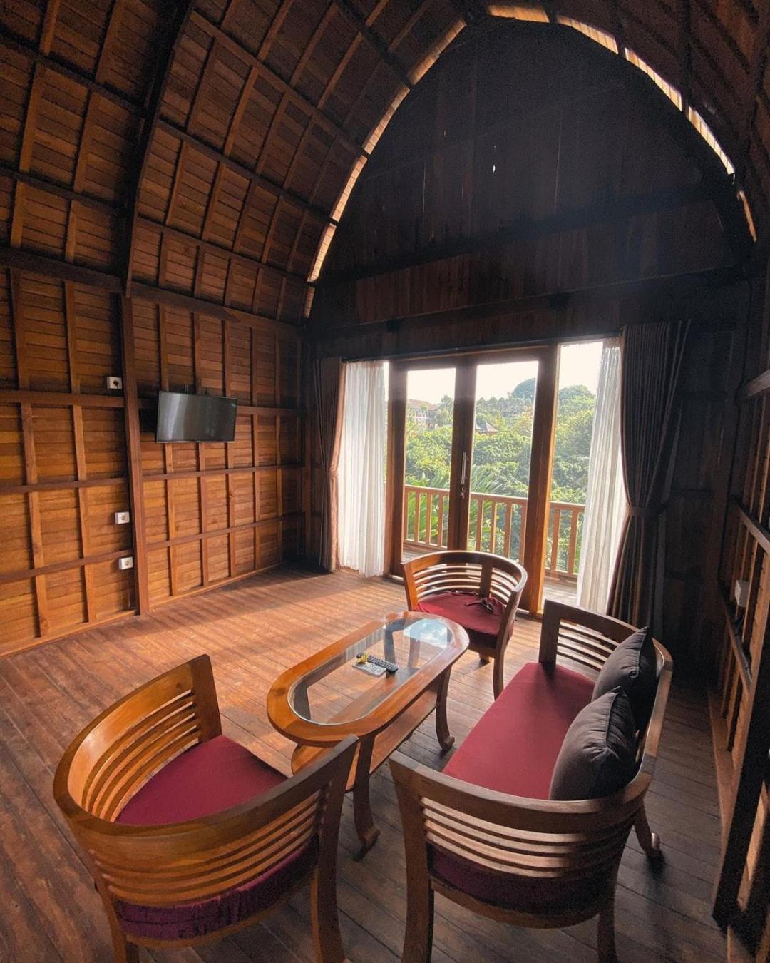 Villa with Private Pool photo 2