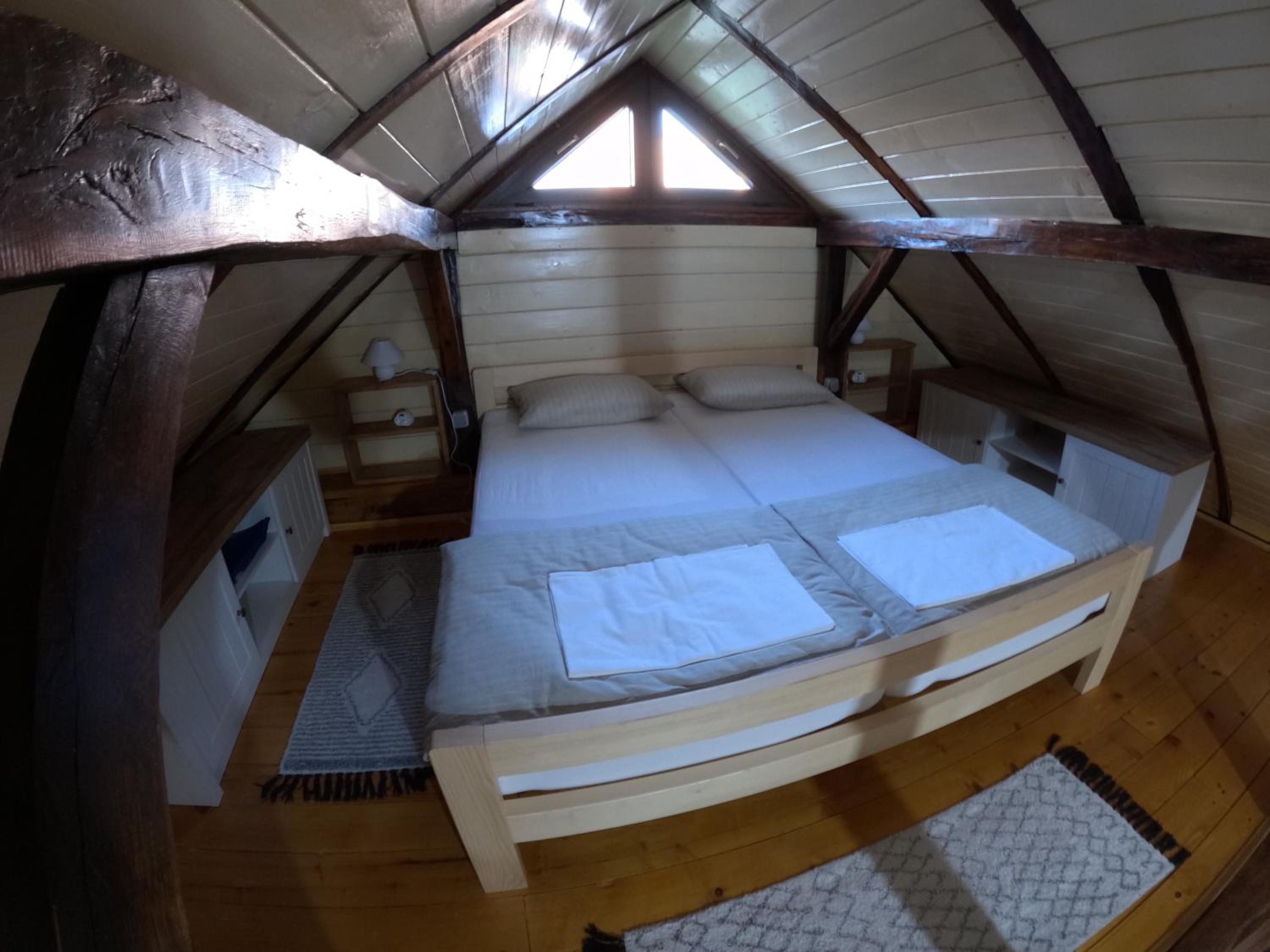 One-Bedroom House photo 1