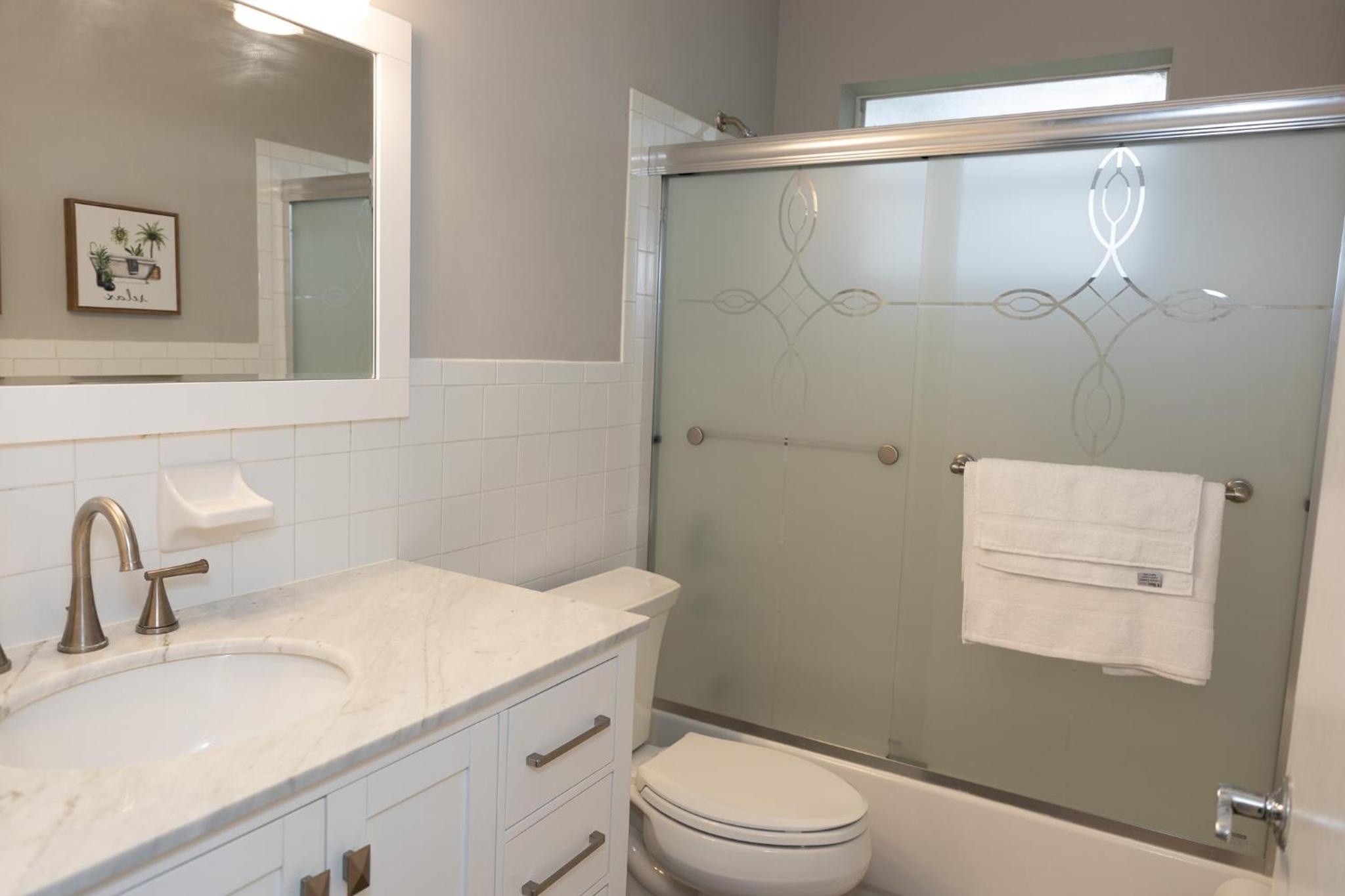 Three-Bedroom Vacation Home  photo 3
