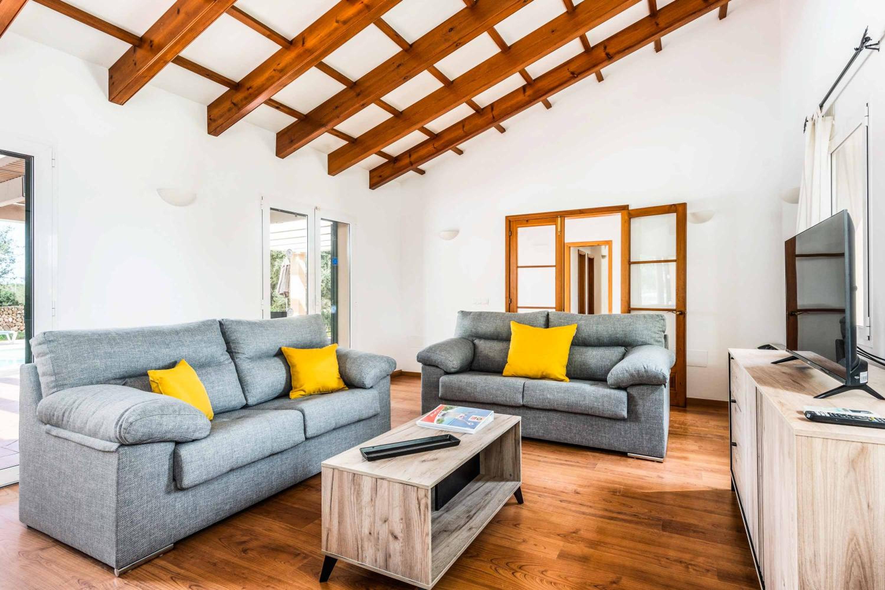 Villa de Tres Habitaciones