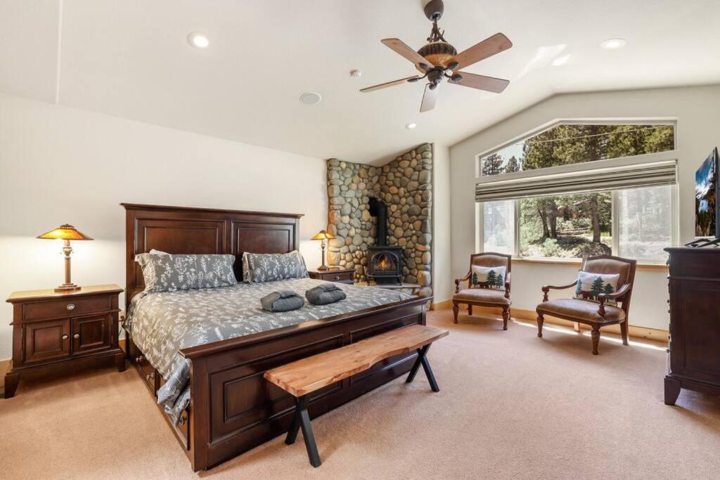 Three-Bedroom House photo 1