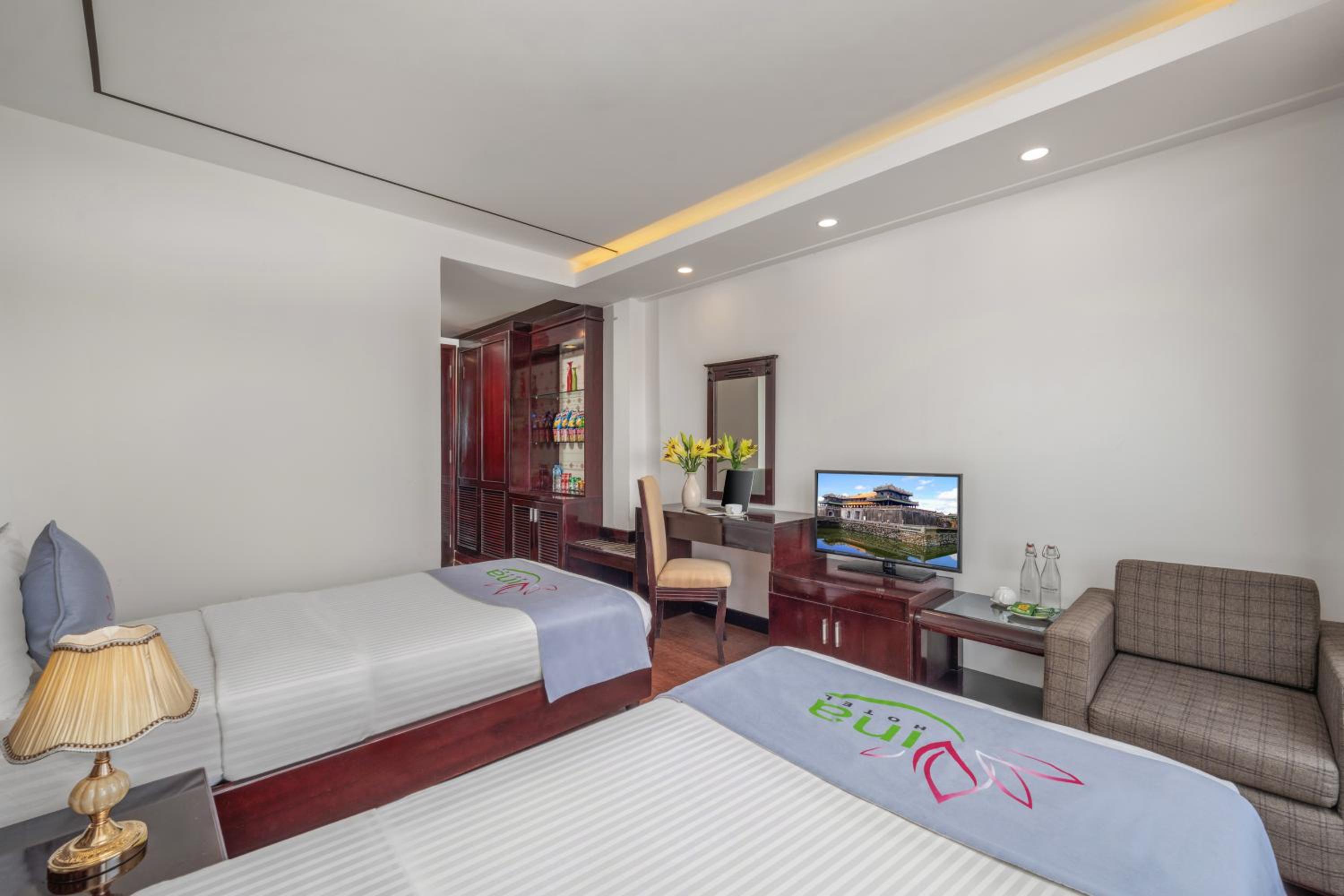 Deluxe Twin Room with River View photo 3