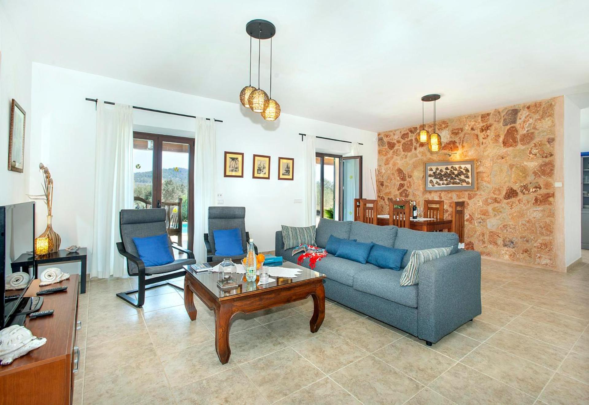 Villa de Tres Habitaciones
