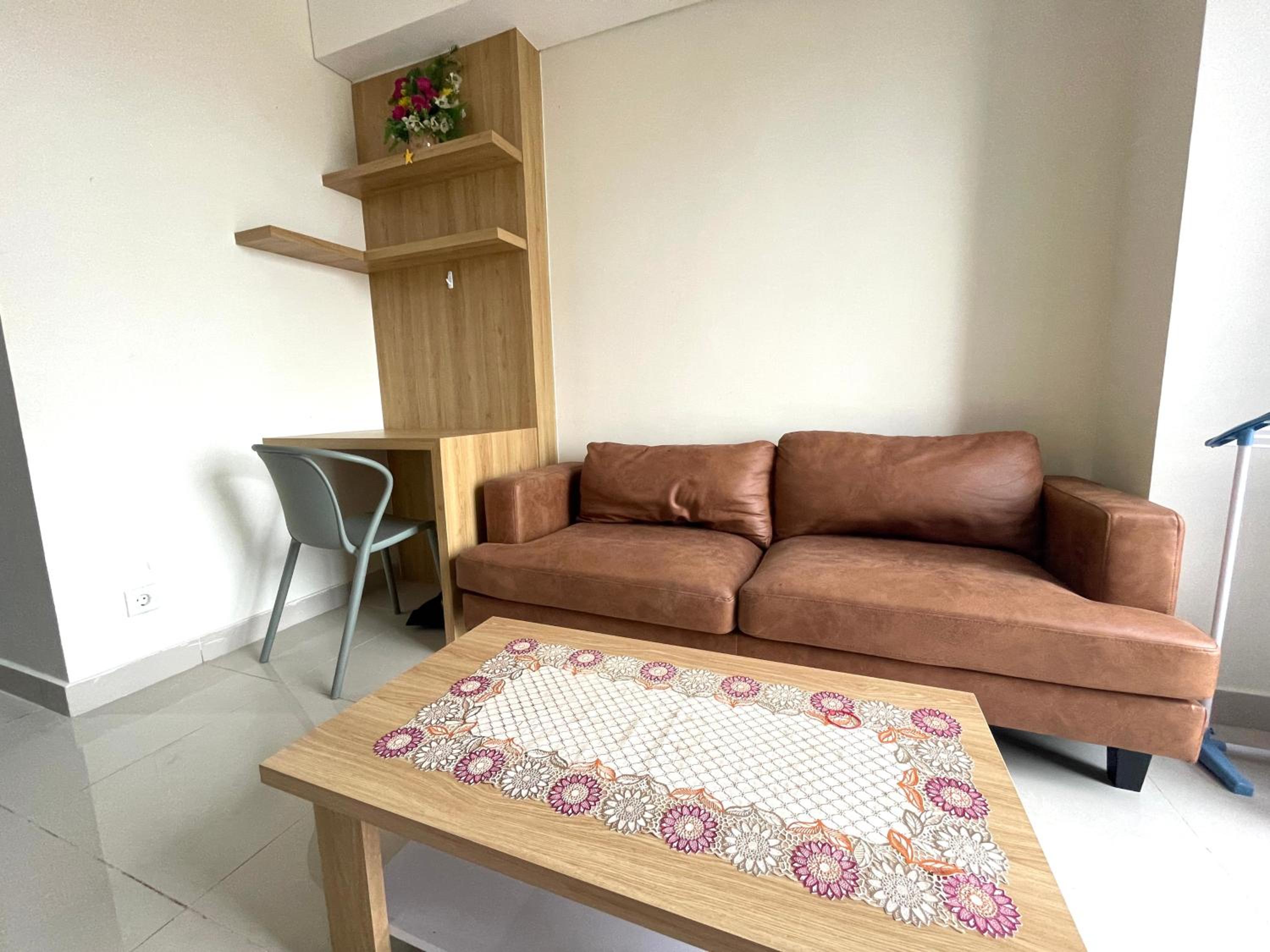 One-Bedroom Apartment with View photo 1
