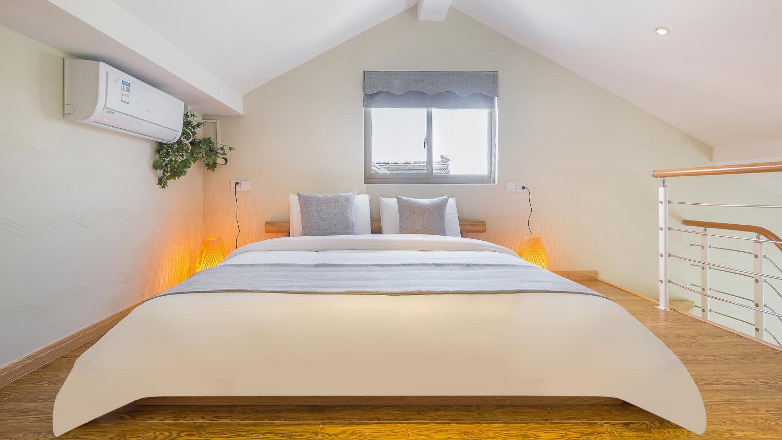 Deluxe Family Suite photo 1