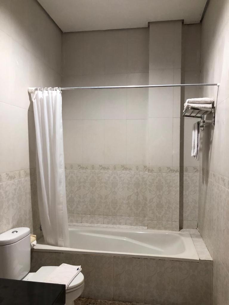 Deluxe Double or Twin Room - Photo 3