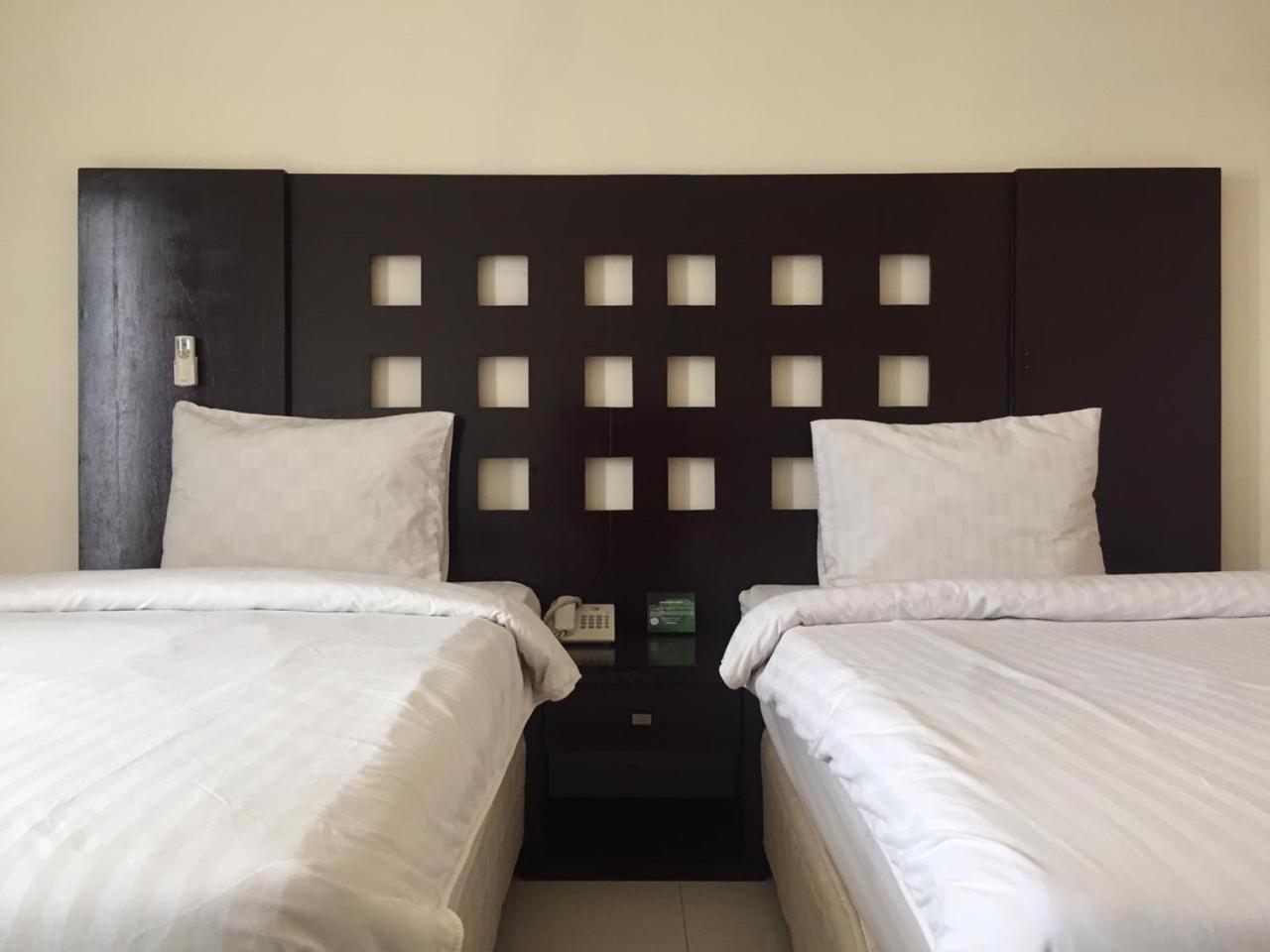 Deluxe Double or Twin Room - Photo 4