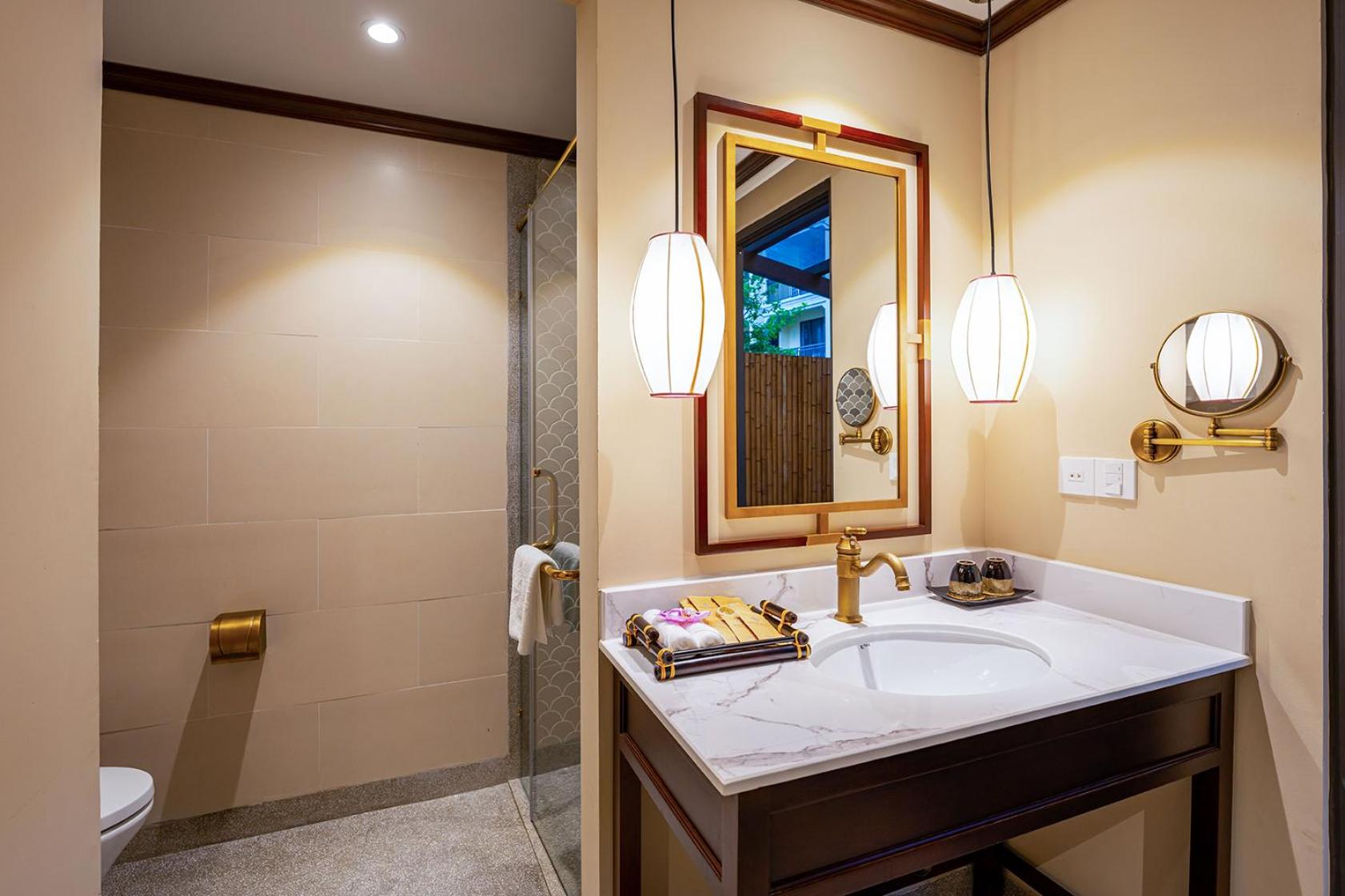 Ahoy Suite Pool View with Private Outdoor Shower - Photo 8