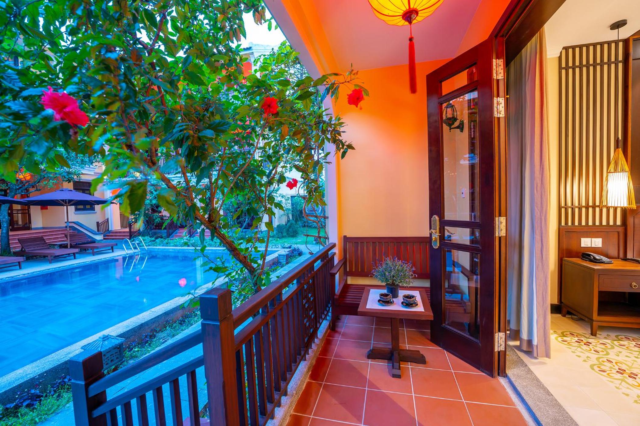 Ahoy Suite Pool View with Private Outdoor Shower - Photo 6