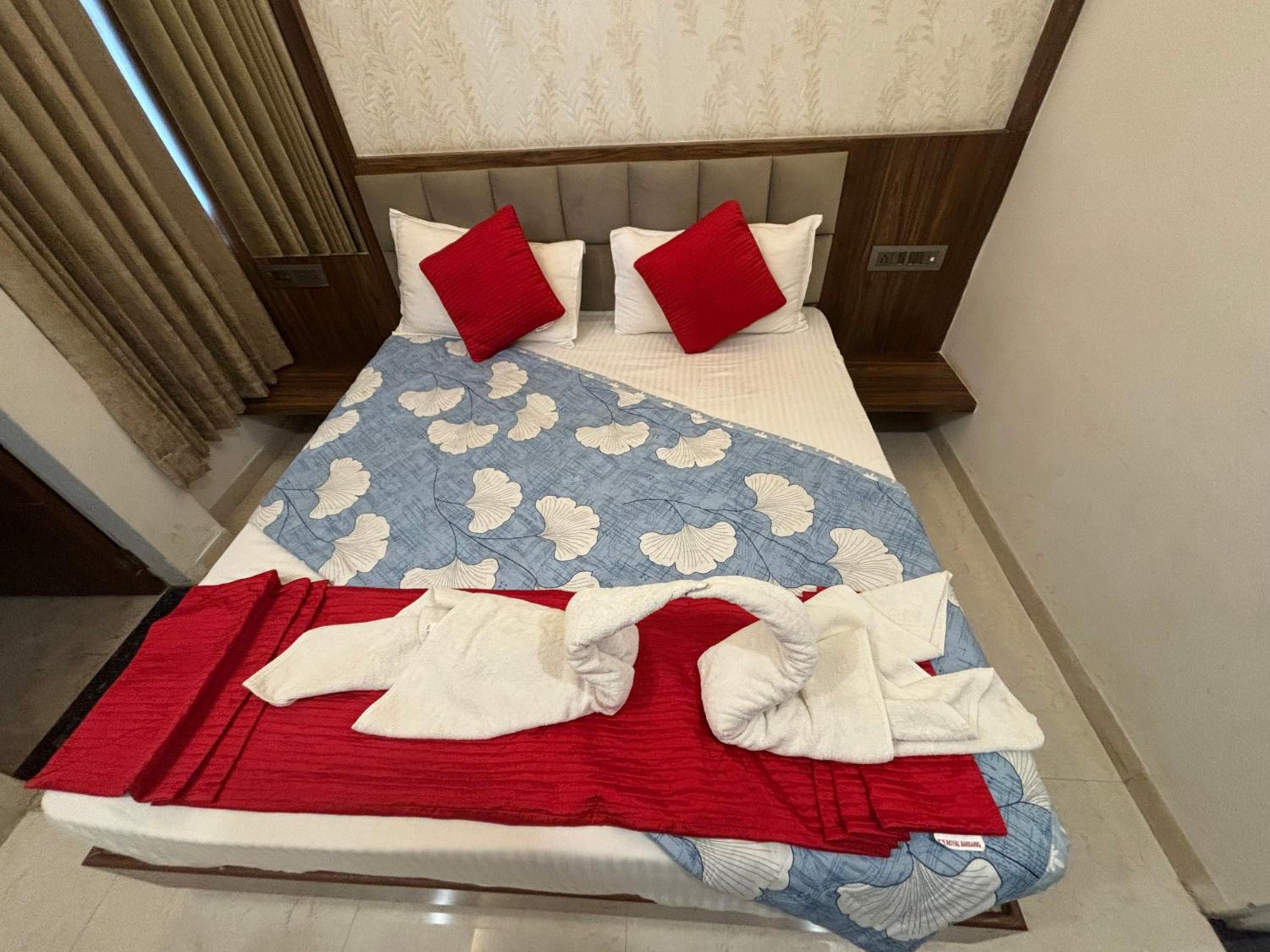 Deluxe Double Room photo 2