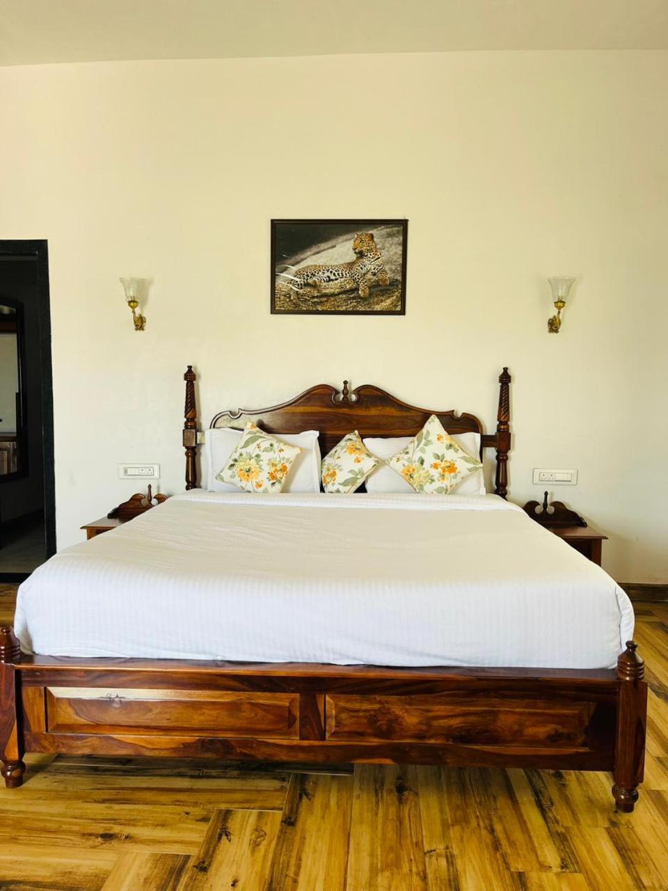 Double Room with Private Bathroom photo 3