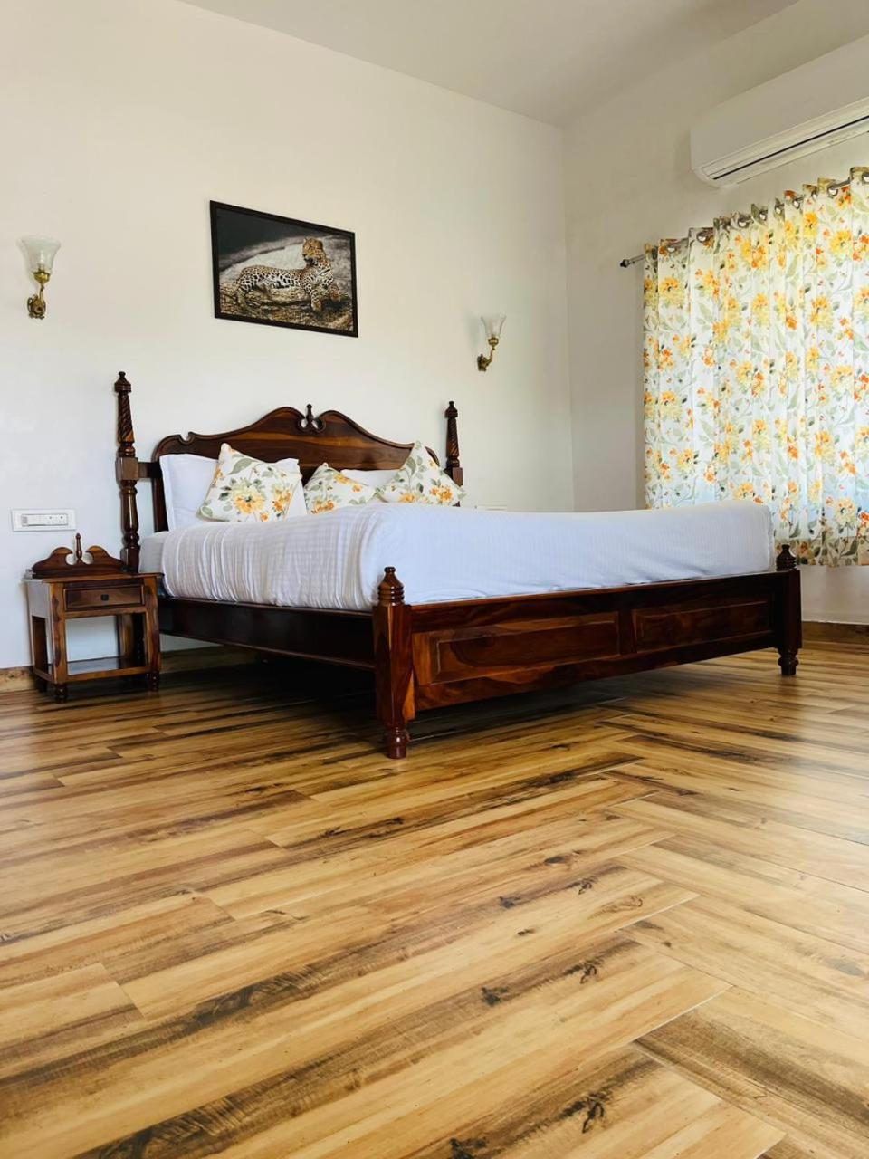 Double Room with Private Bathroom photo 1