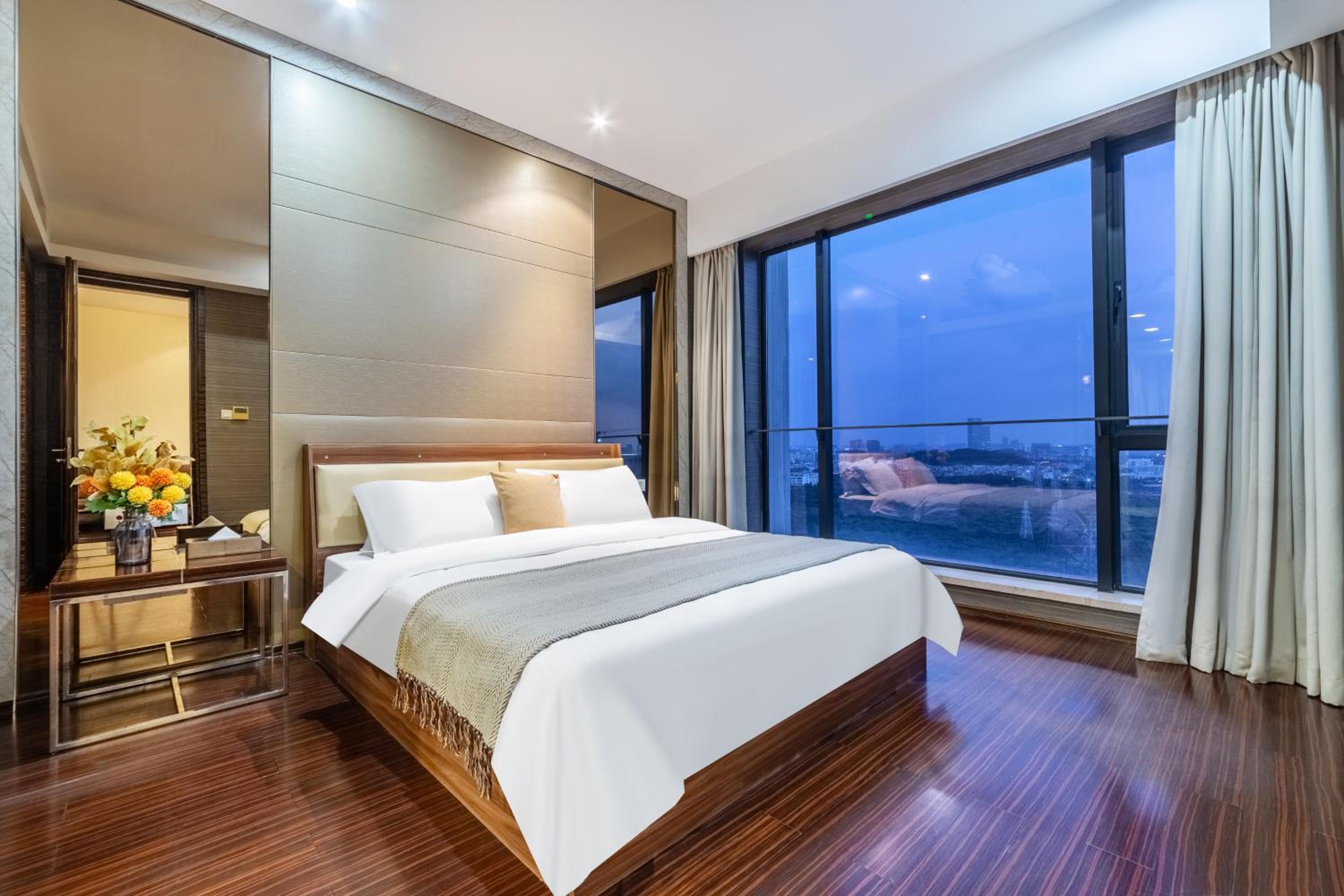 Deluxe Family Suite