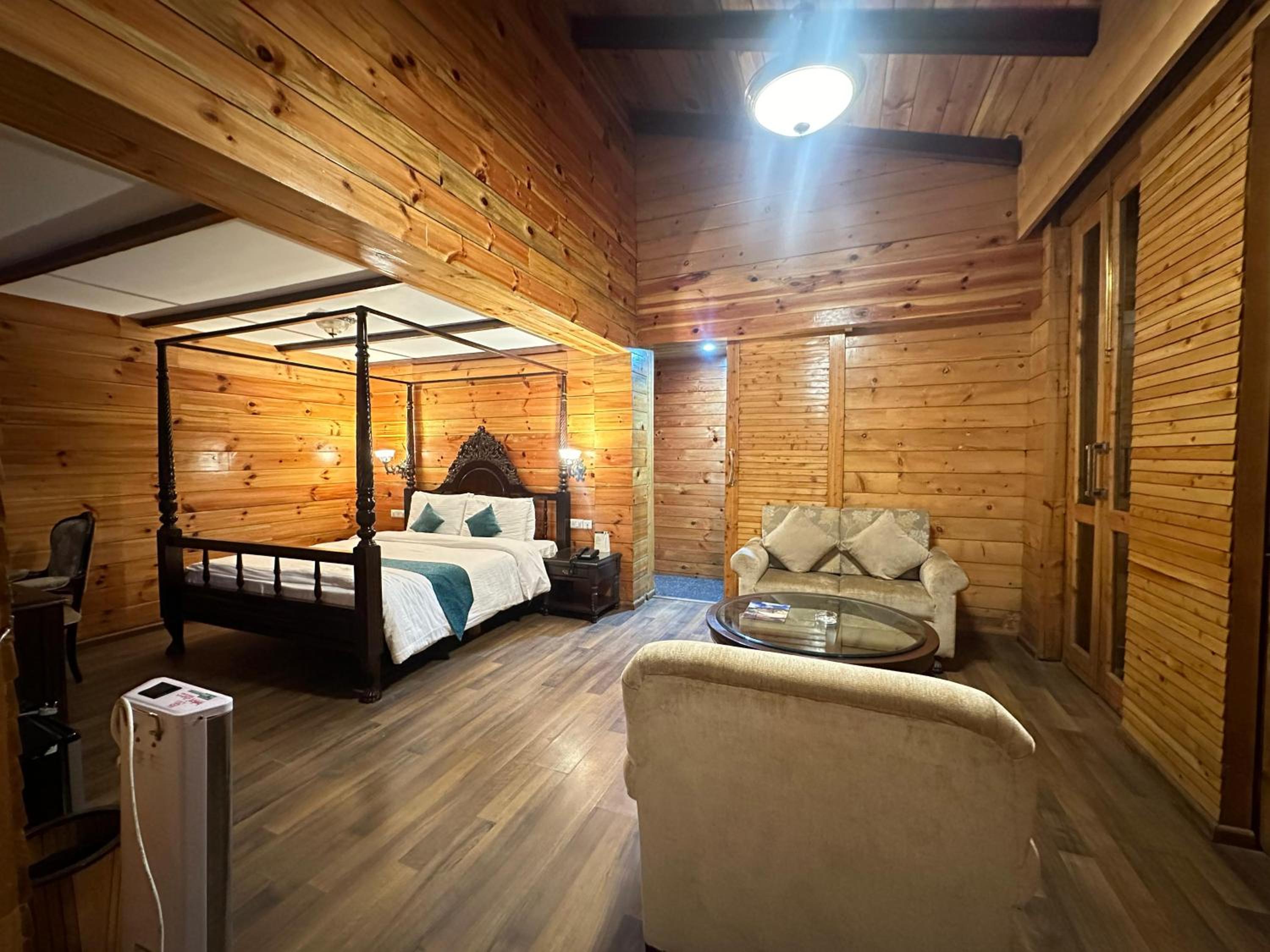 Three-Bedroom Villa - Rs.500/person credit on SPA usage - Photo 5