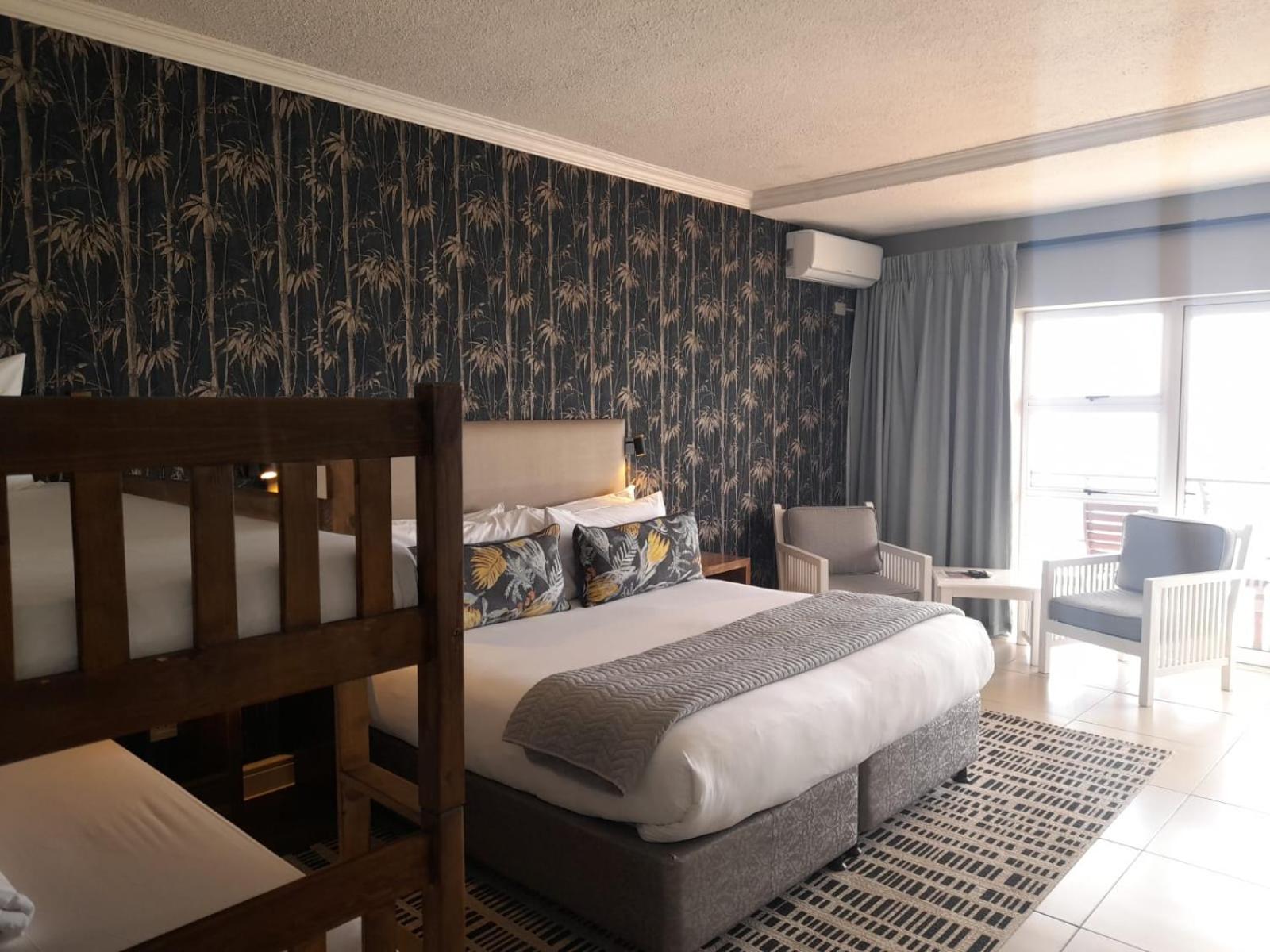 Quadruple Room with Balcony photo 3