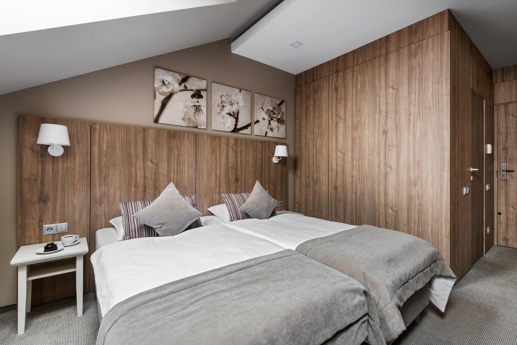 Mansard Twin Room - Photo 2