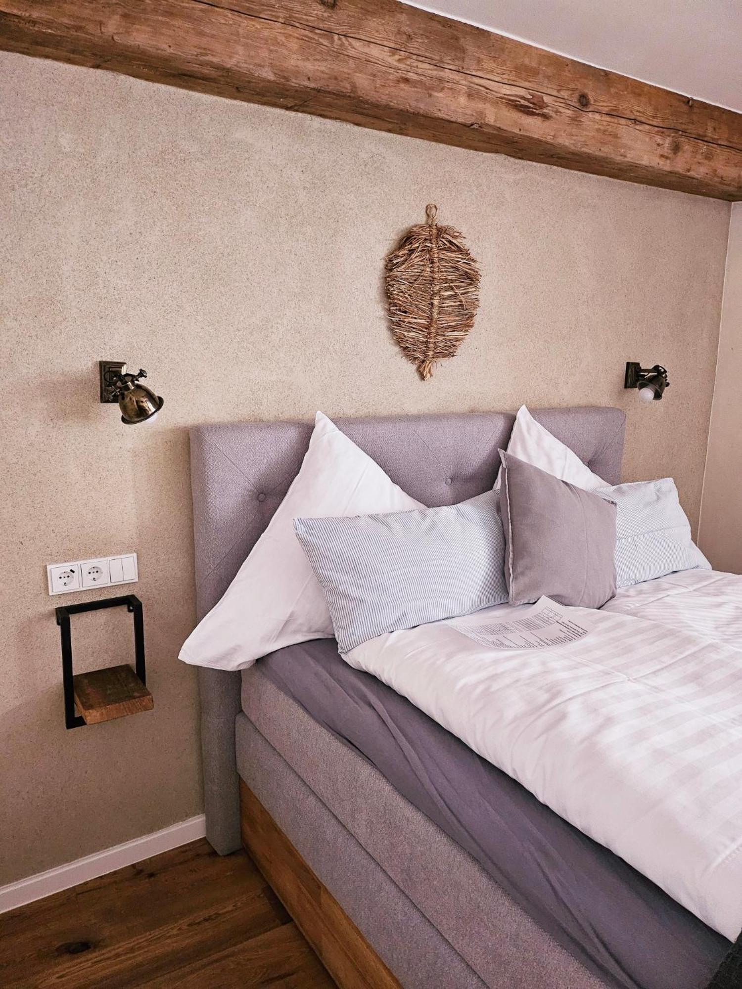 Standard Double Room - Photo 1