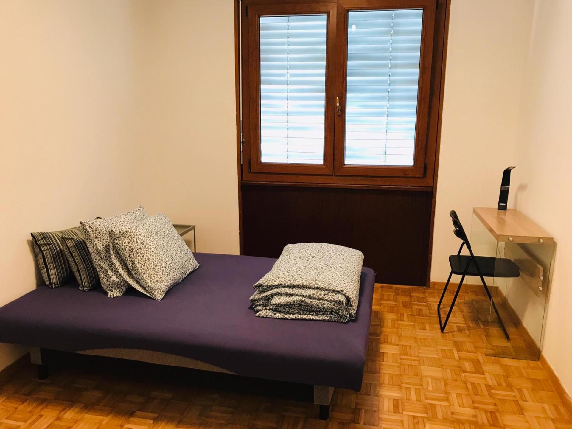Double Room With Shared Bathroom photo 2