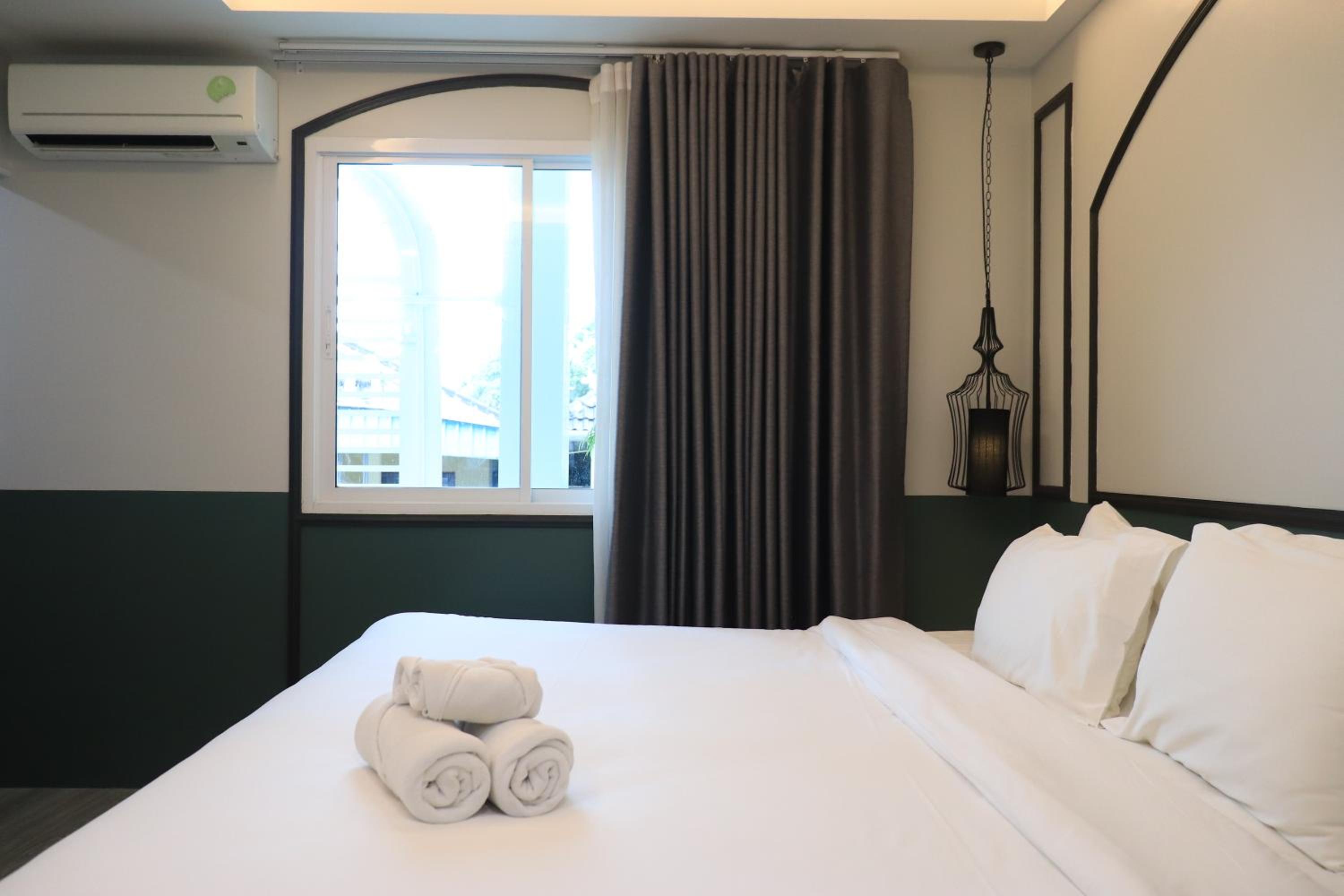 Deluxe Double Room - Photo 2