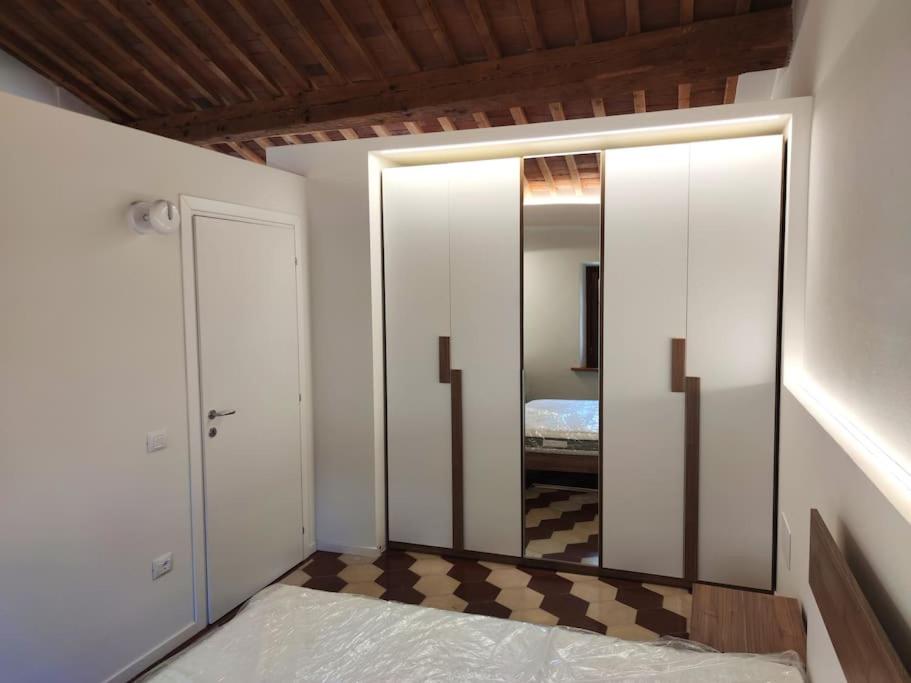 One-Bedroom Apartment with Terrace photo 1