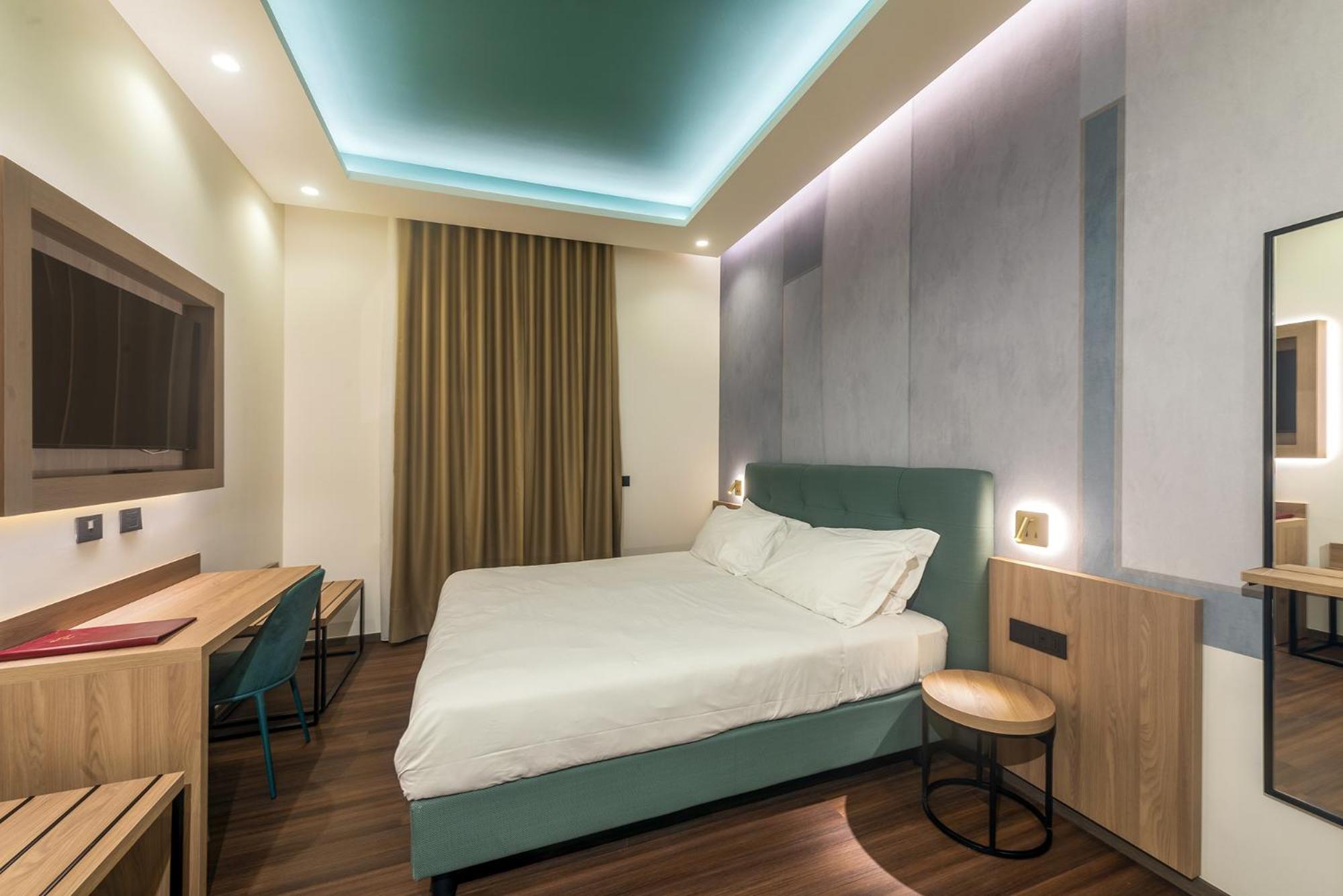 Superior Double Room - Photo 2
