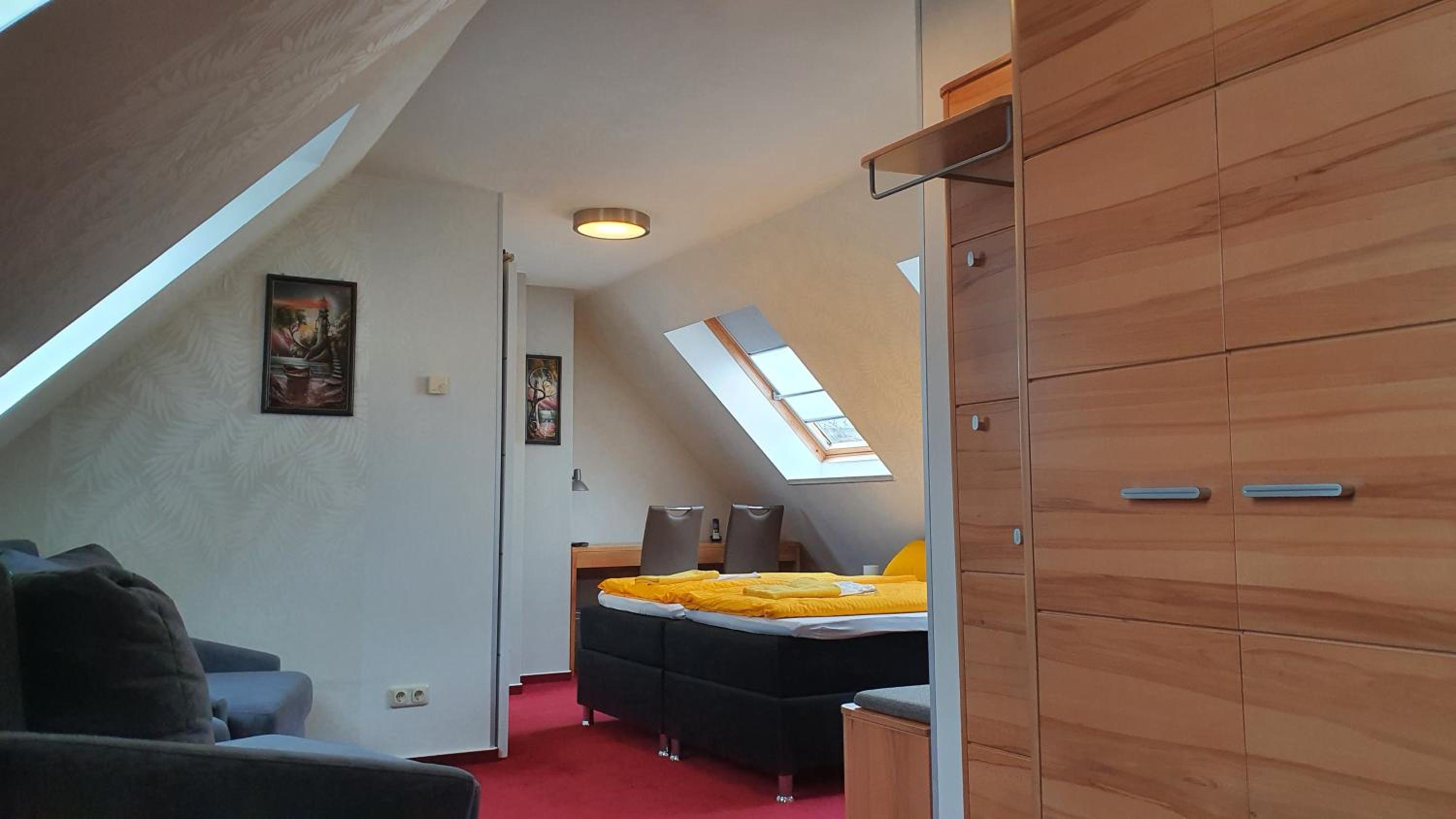 Quadruple Room - Photo 1