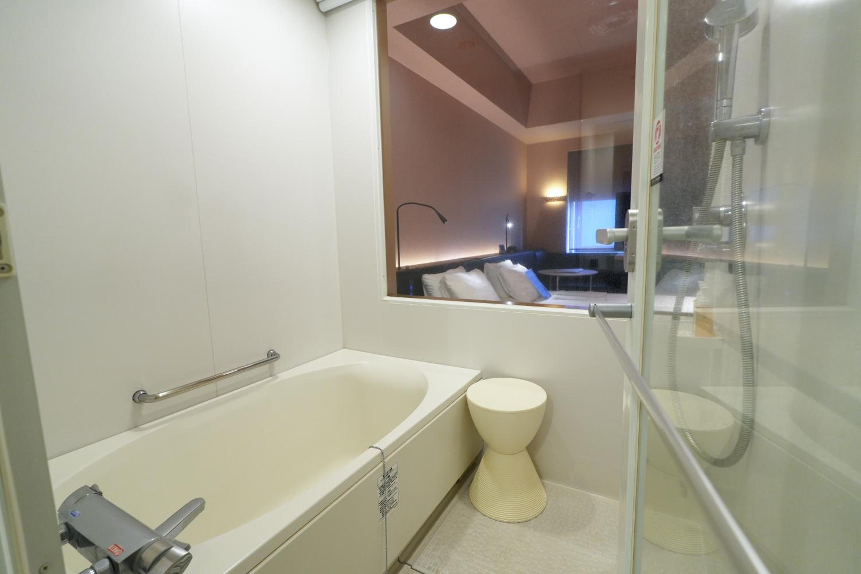 Twin Room - Photo 4