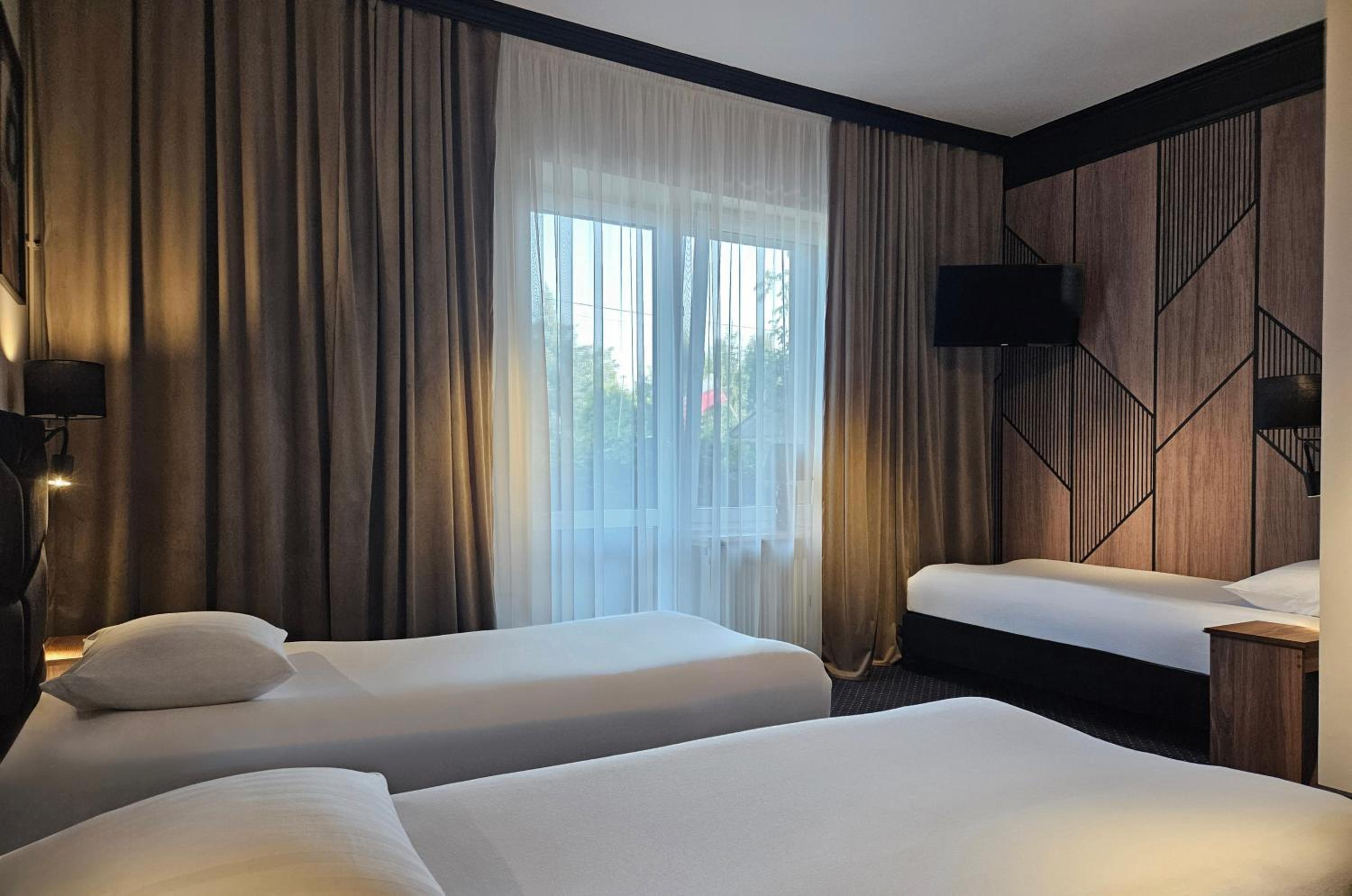 Triple Room - Photo 2
