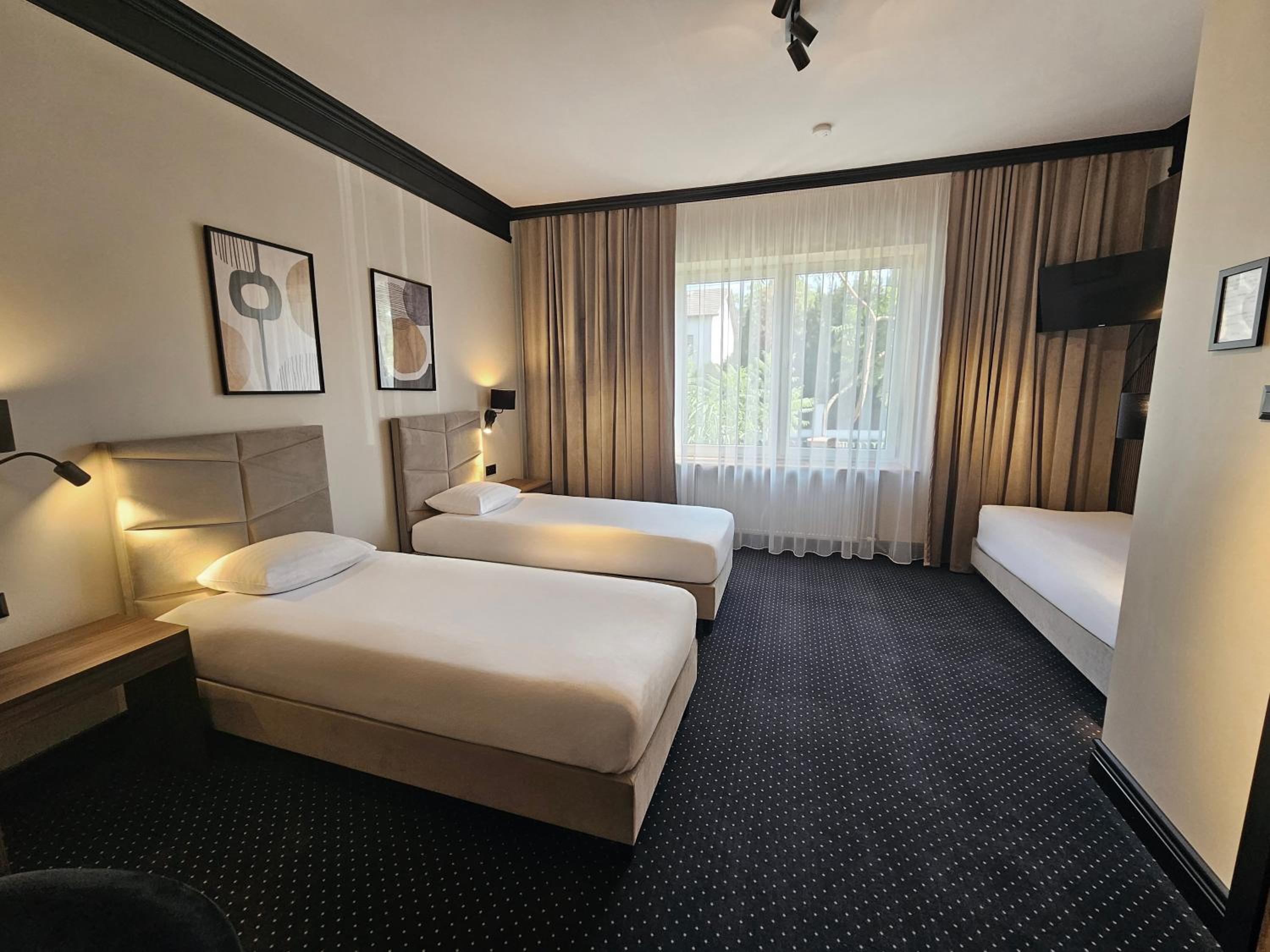 Triple Room - Photo 4
