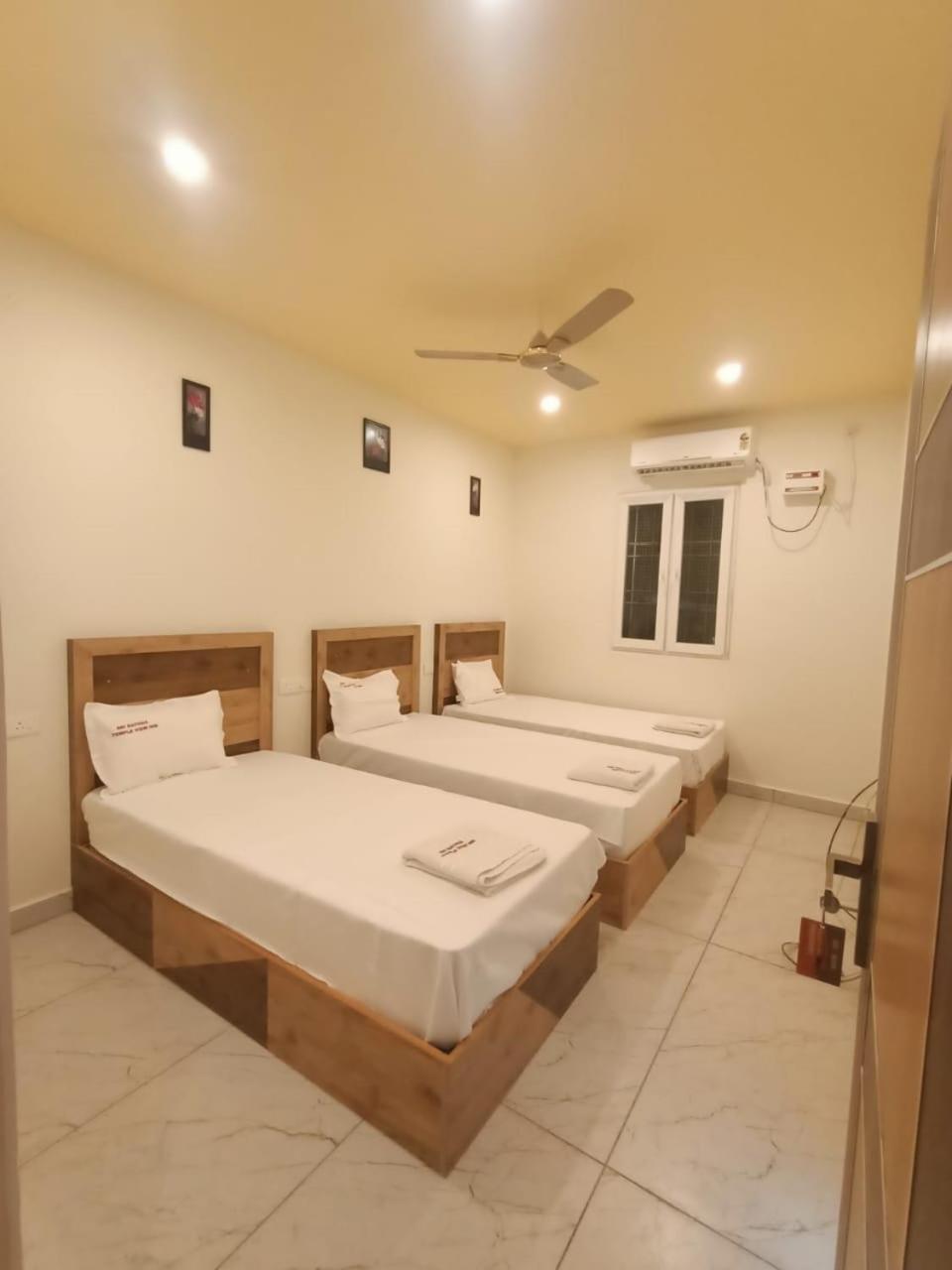 Triple Room - Photo 7