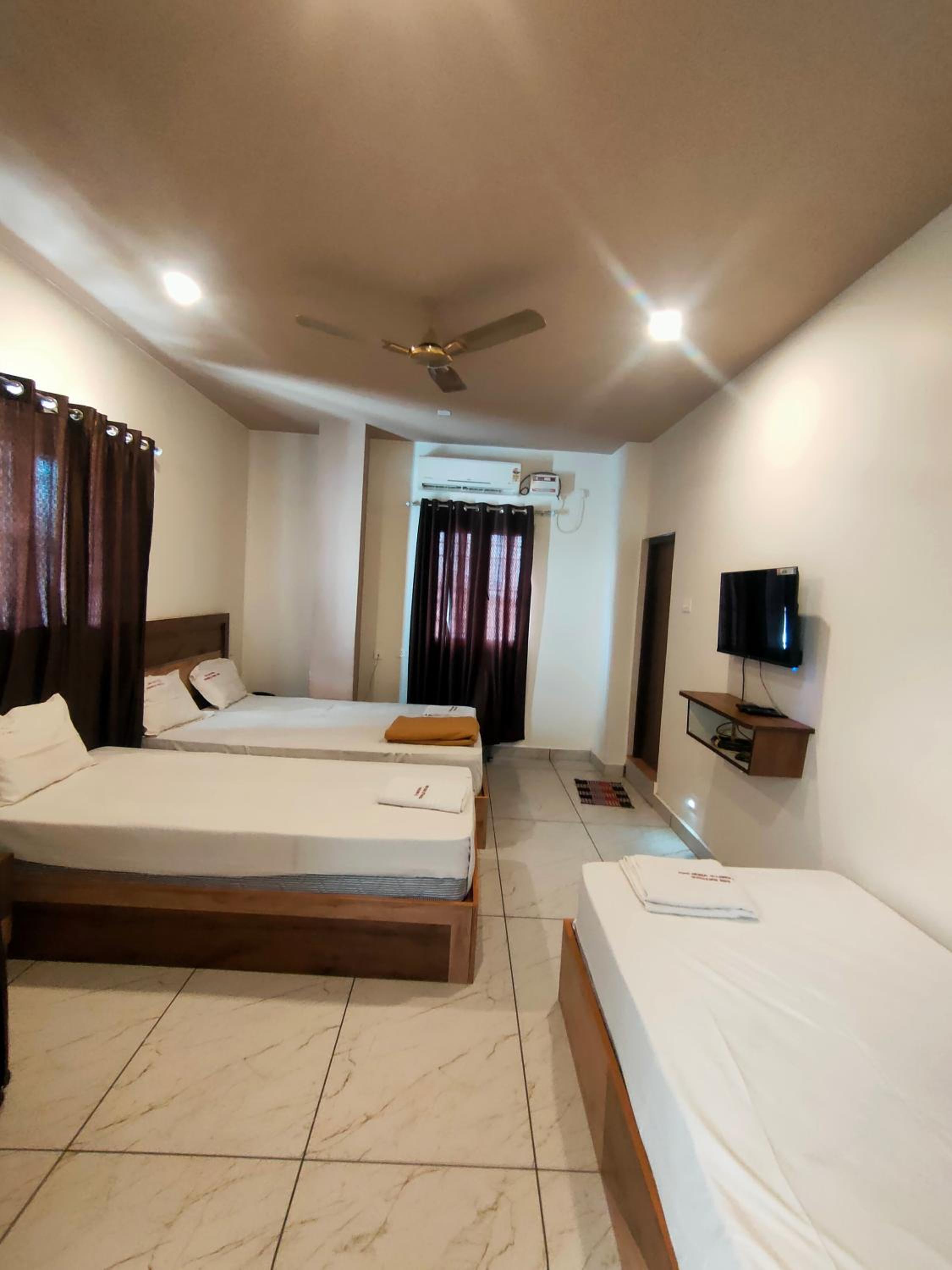 Classic Quadruple Room - Photo 4