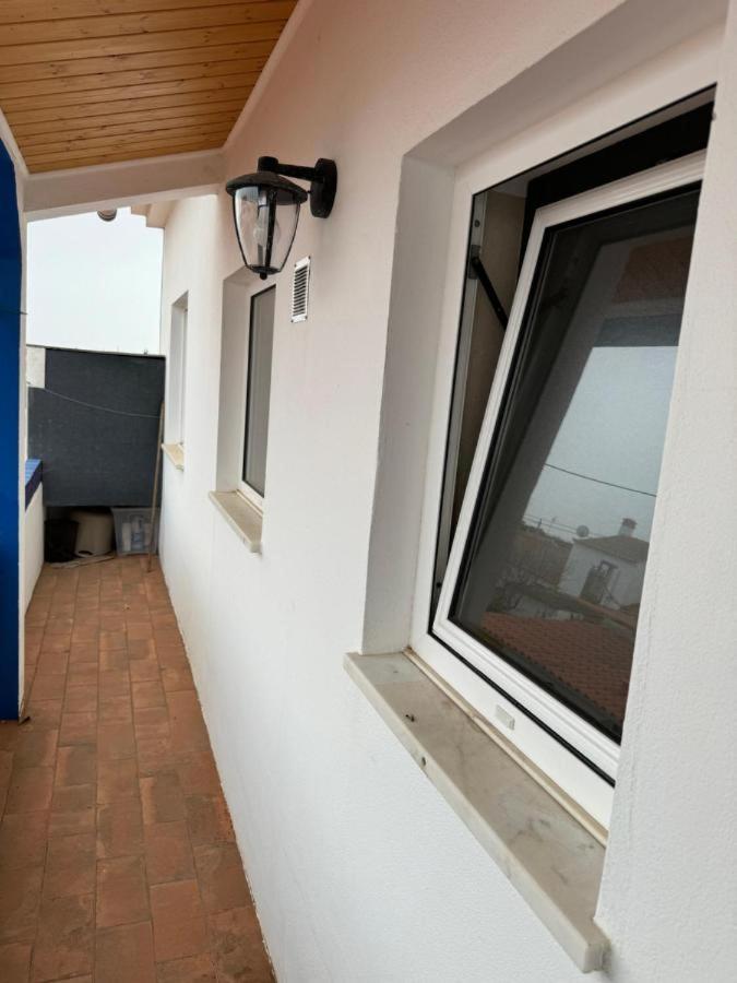 Two-Bedroom Apartment with Balcony and Sea View photo 3